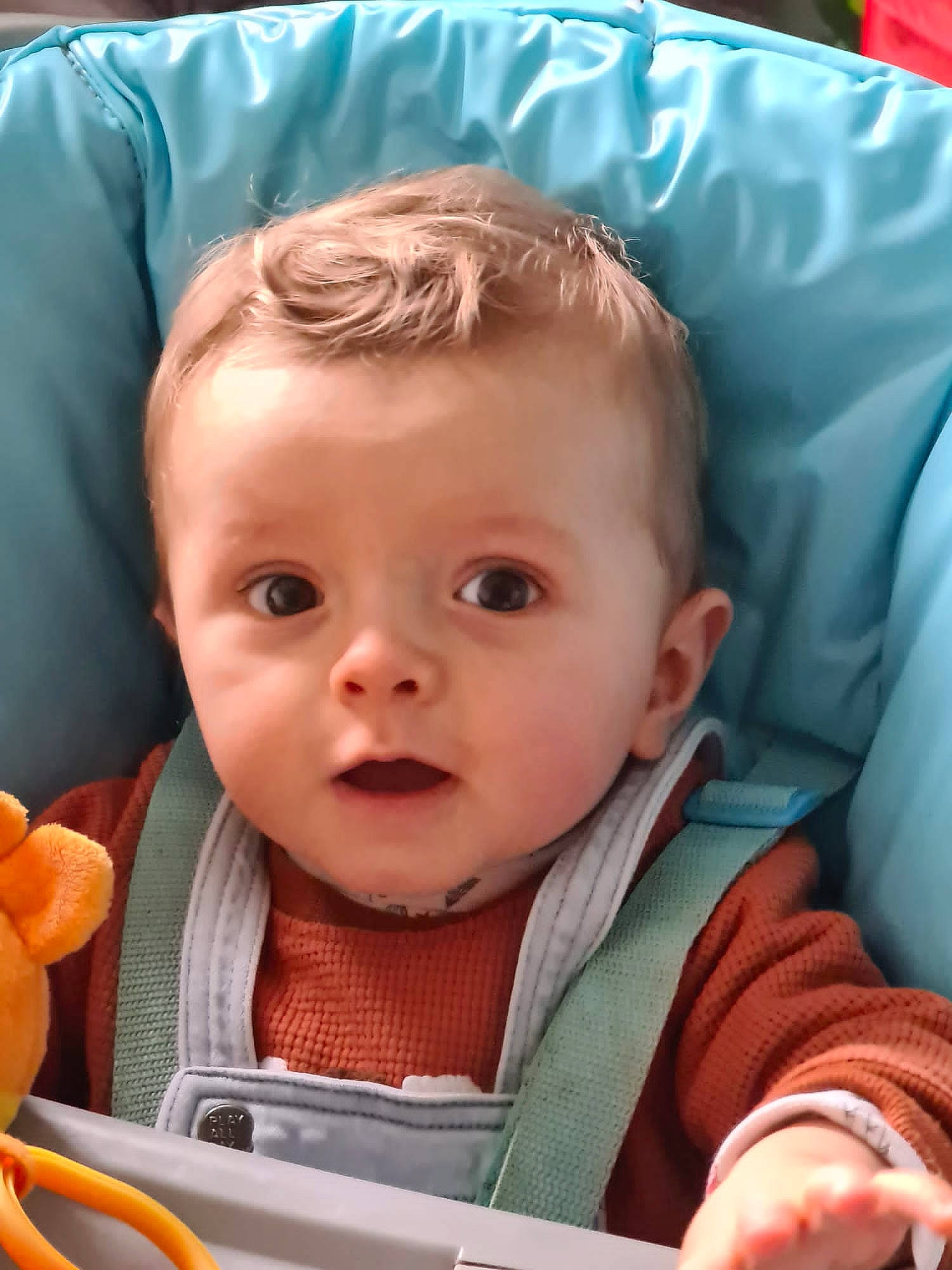 Arño a rejoint le concours — aidez-le/la à gagner de superbes lots ! baby, baby_carriage, baby_products, beauty, cheek, child, comfort, ear, eye, facial_expression, fun, happy, head, iris, mouth, nose, organ, person, product, skin