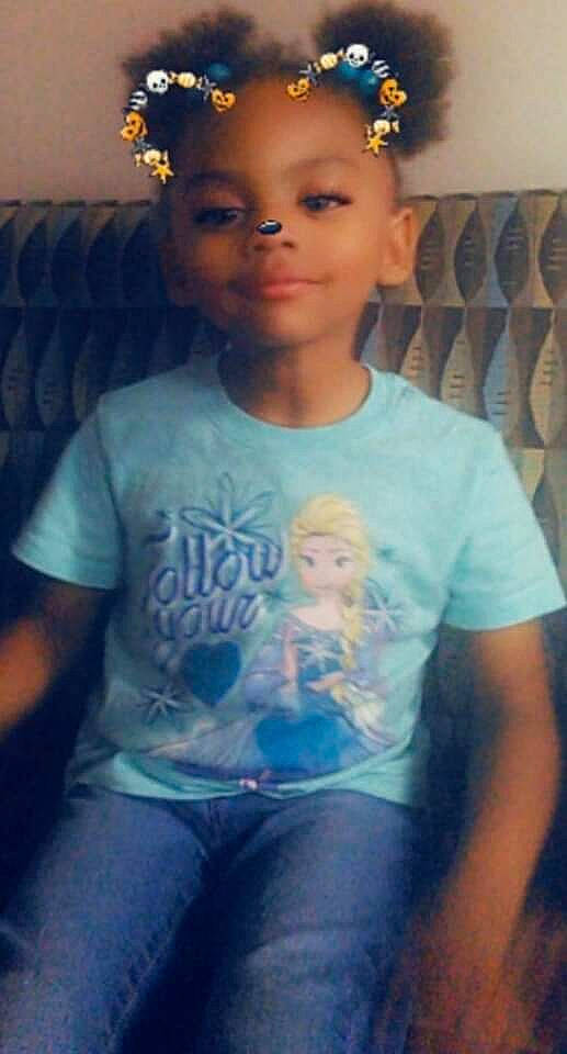 A'Marzieonna is registered to the contest to win money with this photo: blue, cheek, child, cool, day, eye, forehead, fun, girl, hair, hair_accessory, hairstyle, head, headgear, human_hair_color, infant, person, product, skin, standing