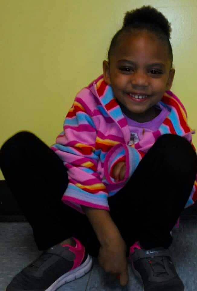 A'Marzieonna is registered to the contest to win money with this photo: abdomen, arm, child, cool, day, fun, girl, human_body, joy, outerwear, person, pink, product, purple, sitting, skin, smile, textile, toddler, trunk