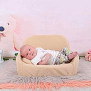 Adèle a rejoint le concours — aidez-le/la à gagner de superbes lots ! baby, infant, sofa, plush_toy, teddy_bear, lantern, flower, rose, rug, floor, indoor, portrait, cute, child, soft_toys, cozy, pastel_colors, clothing, smiling, relaxed