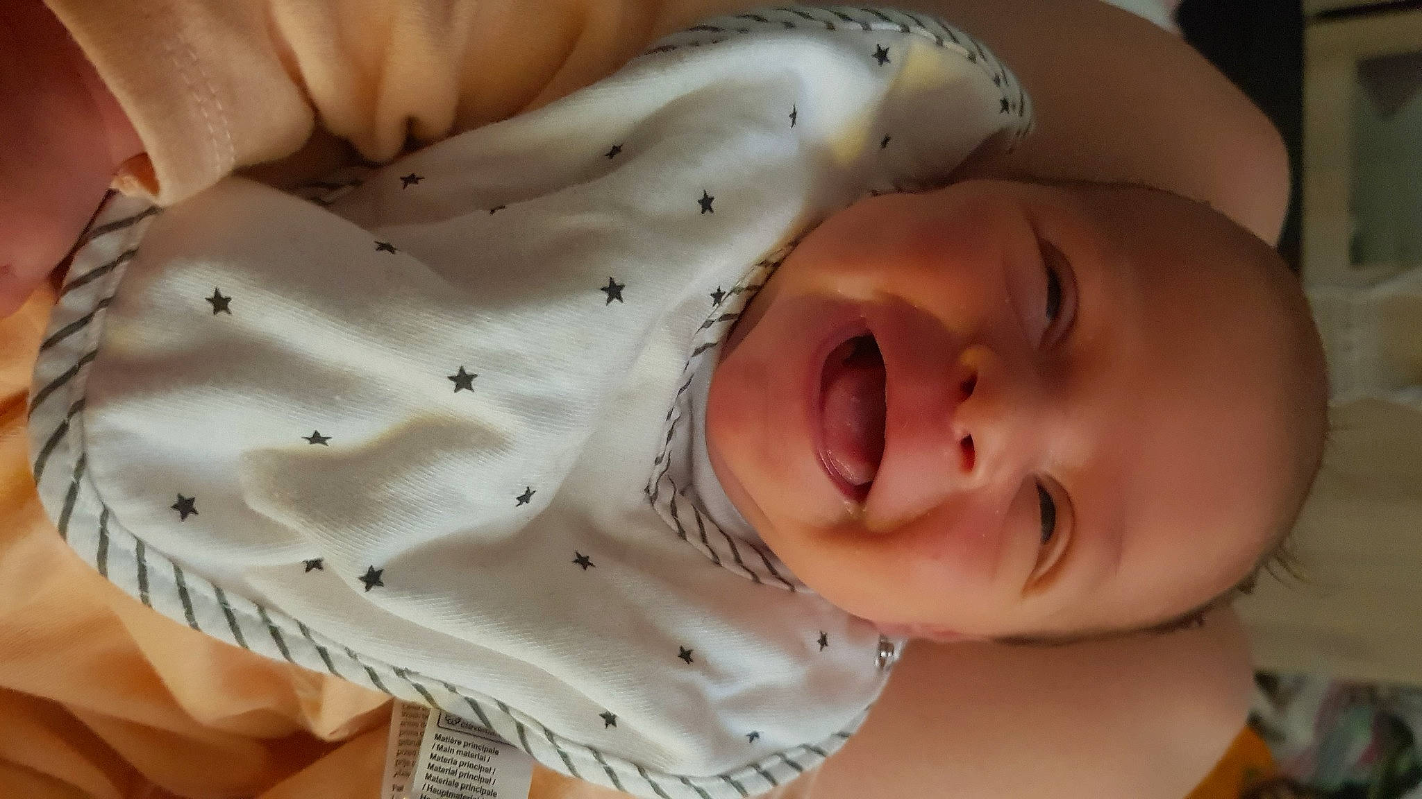 Solaya participe au concours pour gagner de l'argent avec cette photo : baby, bedtime, cheek, child, ear, face, head, mouth, nose, person, skin, smile, toddler