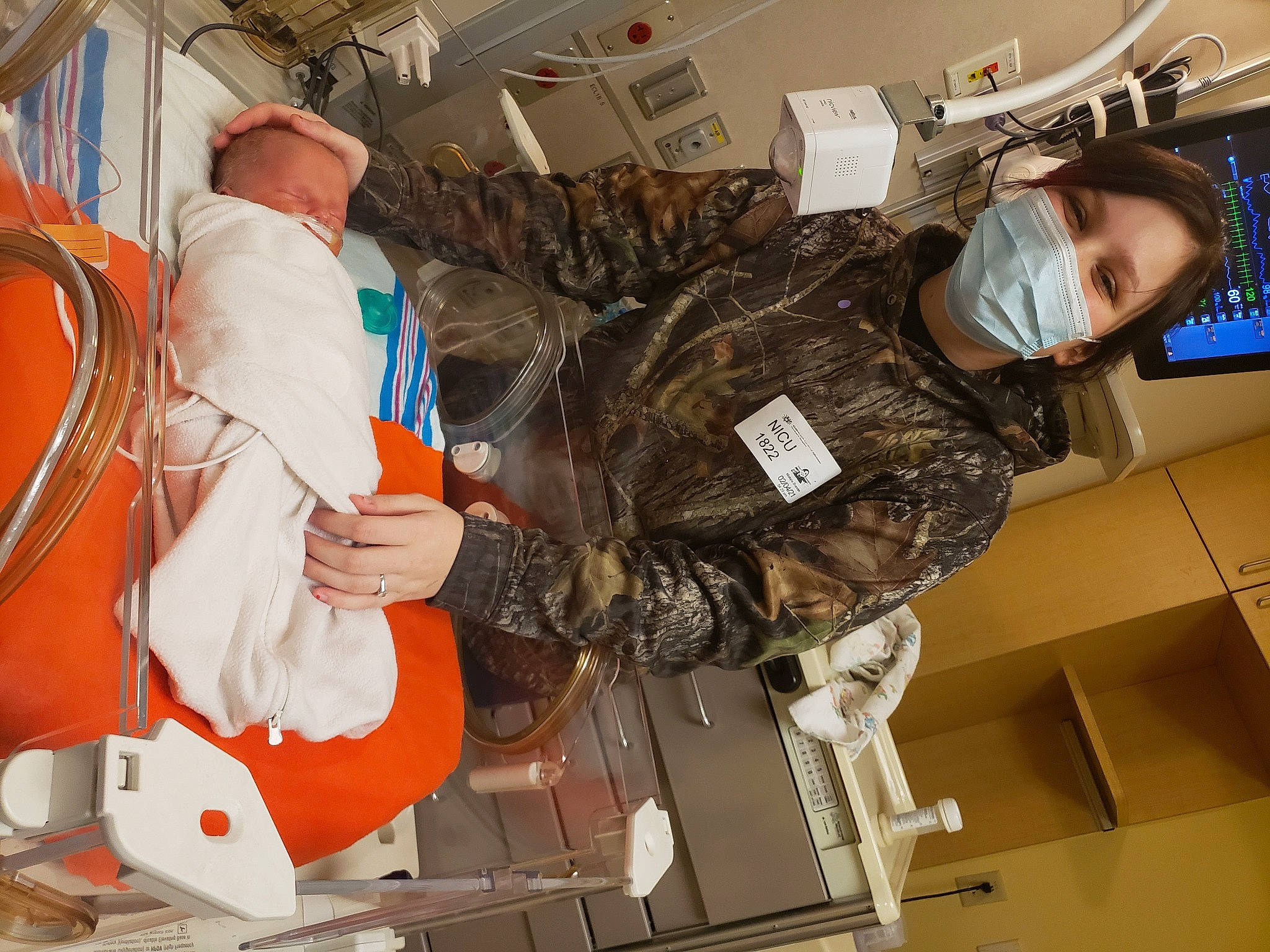 Robert is registered to the contest to win money with this photo: aerospace_engineering, army, engineering, event, hat, health_care, job, machine, medical_equipment, medical_procedure, military, military_camouflage, military_organization, military_person, military_uniform, person, personal_protective_equipment, room, service, soldier