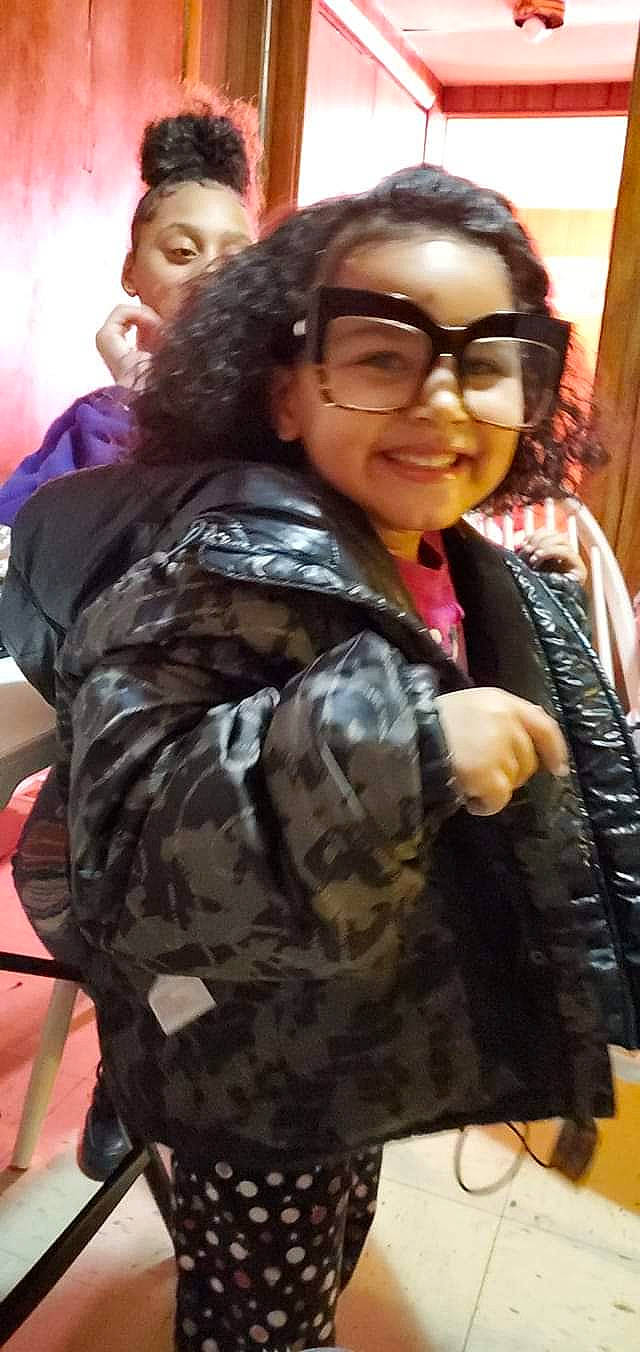 Jaylah is registered to the contest to win money with this photo: black_hair, cool, eyewear, glasses, jacket, joy, lady, outerwear, person, vision_care