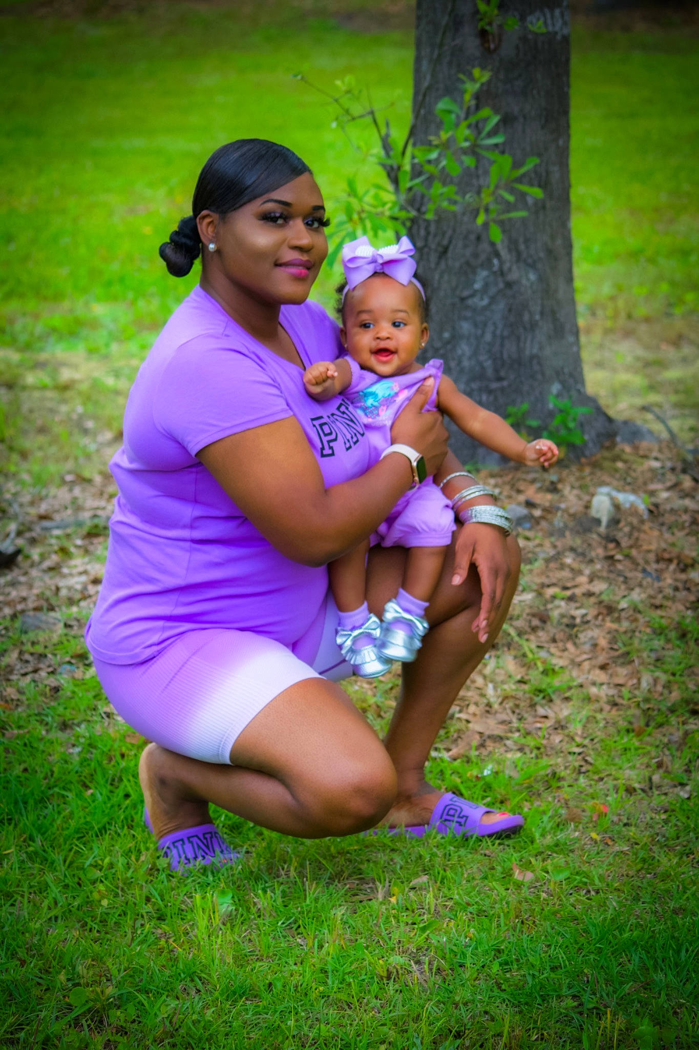 Royalty is registered to the contest to win money with this photo: face, flash_photography, fun, grass, happy, hat, joy, leisure, magenta, meadow, people_in_nature, person, plant, recreation, shoe, shoulder, smile, sunlight, t_shirt, thigh
