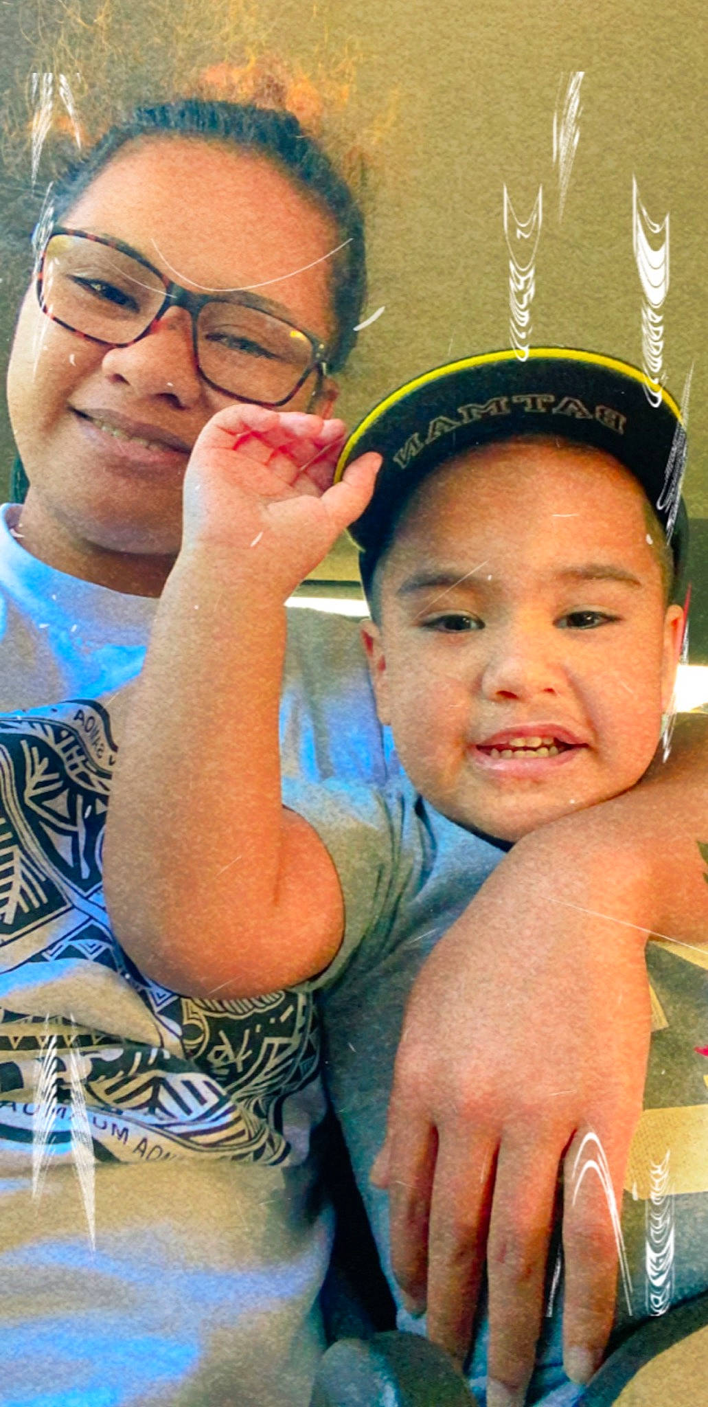 Lauti Junior is registered to the contest to win money with this photo: child, eye, eyewear, face, fashion_accessory, finger, forehead, fun, gesture, glasses, hand, happy, joy, leisure, nose, person, photography, smile, summer, swimming_pool