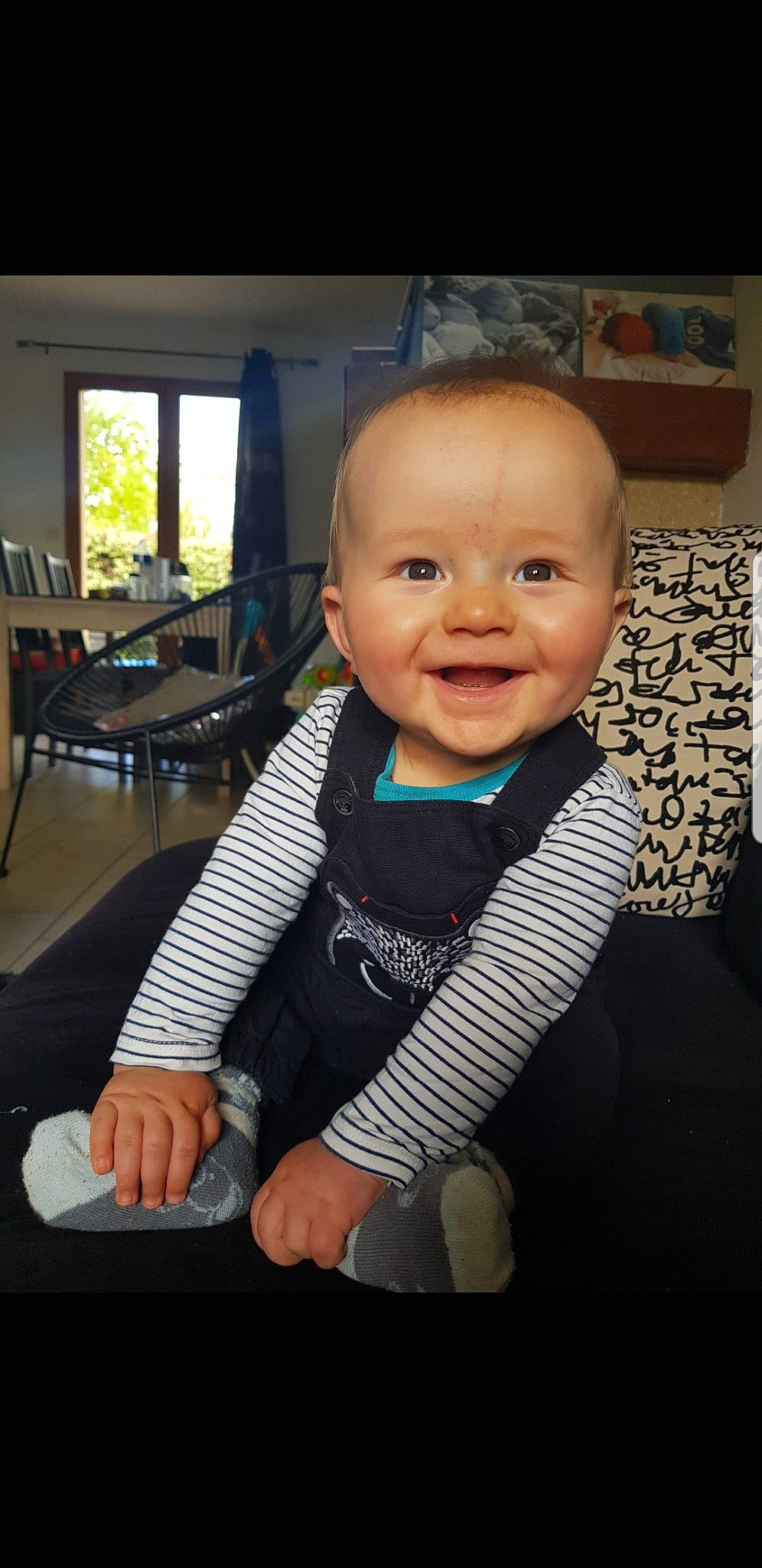Lucas a rejoint le concours — aidez-le/la à gagner de superbes lots ! baby, cheek, child, face, head, joy, nose, person, sitting, skin, smile, toddler