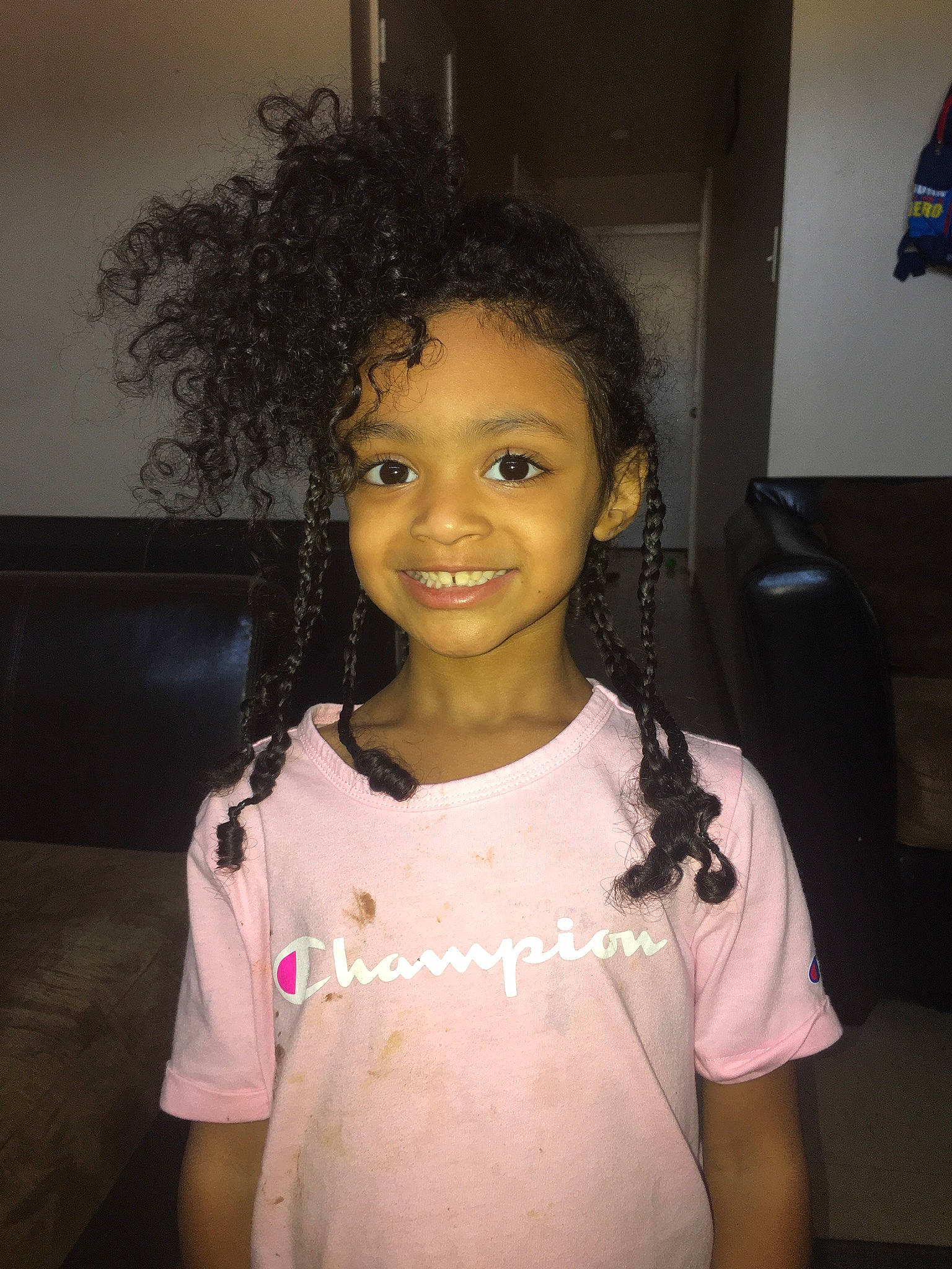 Ariah is registered to the contest to win money with this photo: black_hair, cheek, chin, eyebrow, eyelash, face, fashion_design, flag, flash_photography, forehead, fun, happy, iris, jewellery, joy, long_hair, person, sleeve, smile, t_shirt