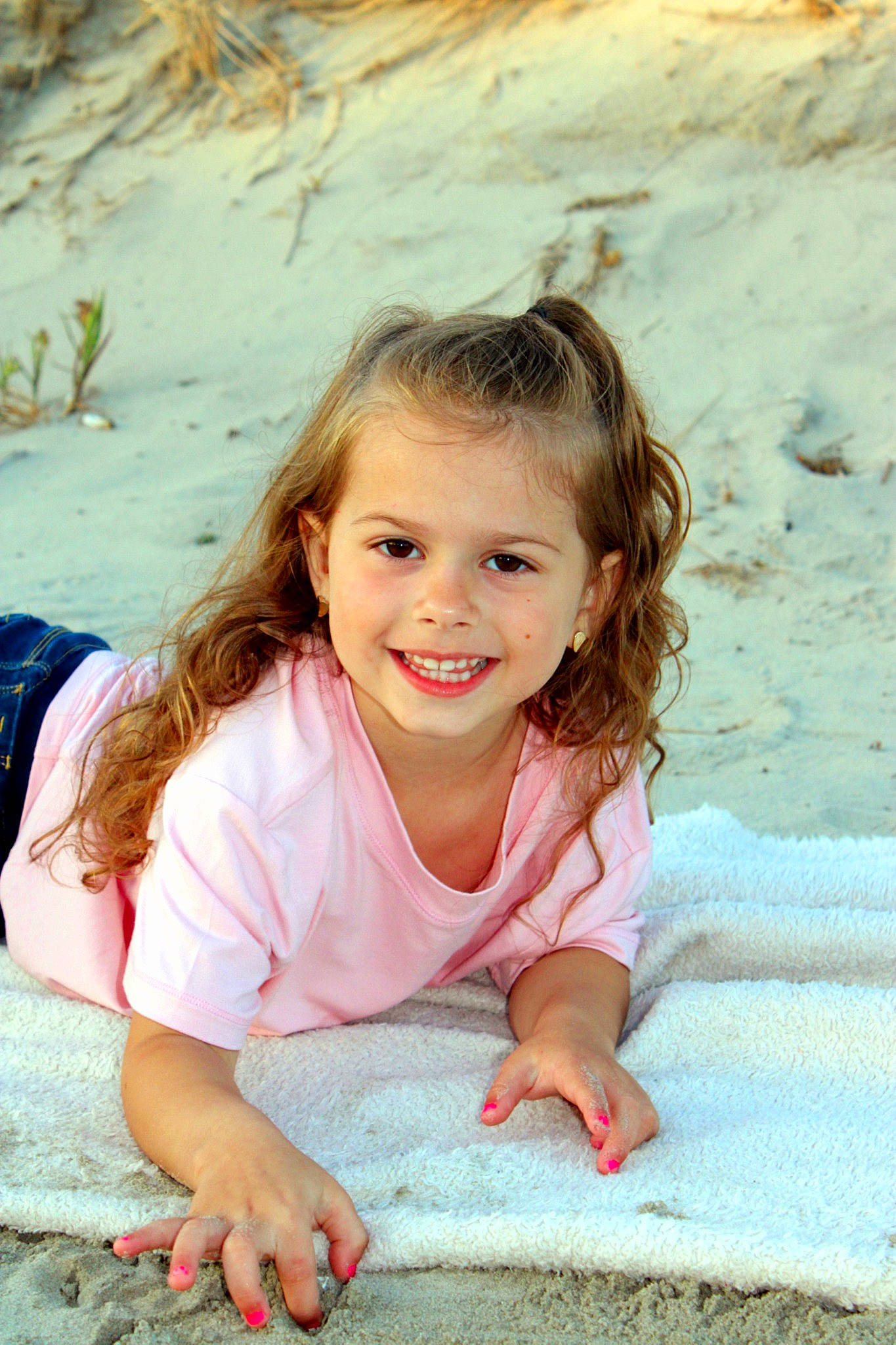 Preslee joined the competition — help win amazing prizes! baby, child, child_model, fun, happy, joy, person, photograph, photography, pink, play, portrait, portrait_photography, sand, sitting, smile, summer, toddler, vacation
