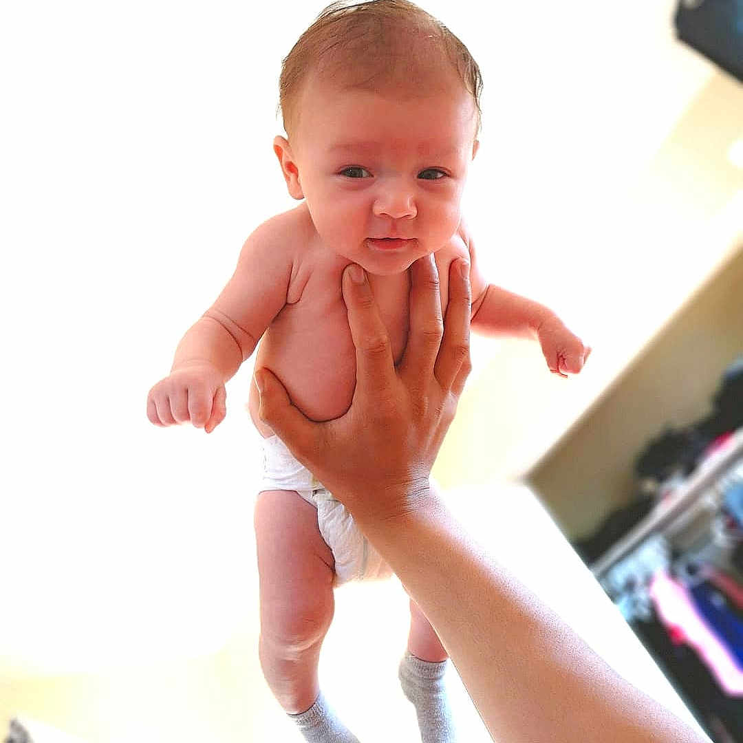 Kylar is registered to the contest to win money with this photo: arm, baby, child, child_model, elbow, finger, gesture, hand, joint, muscle, person, photography, skin, smile, thumb, toddler