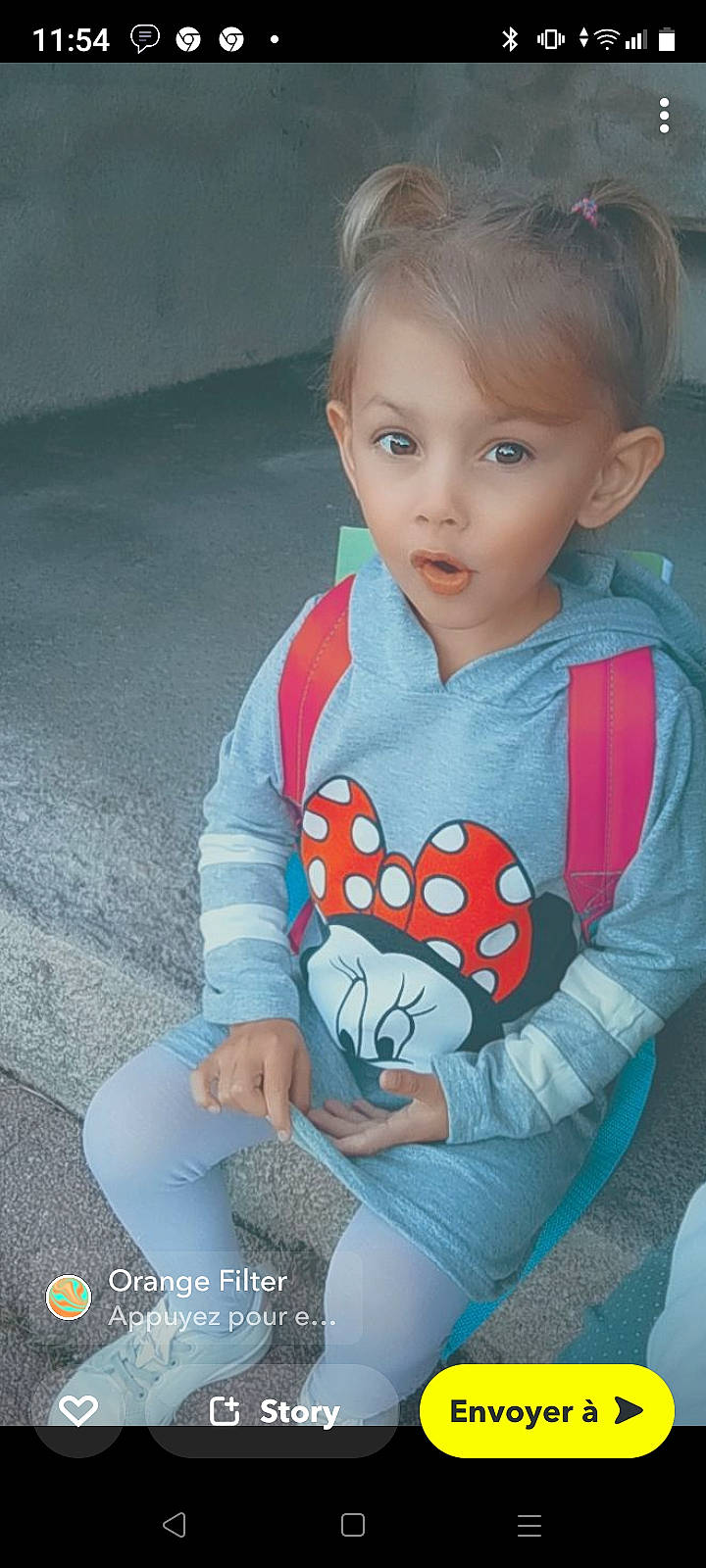 Naya a rejoint le concours — aidez-le/la à gagner de superbes lots ! arm, baby_toddler_clothing, beauty, child, elbow, electric_blue, eye, fun, hairstyle, happy, human_body, human_leg, neck, pattern, person, shoulder, skin, sleeve, t_shirt, thigh