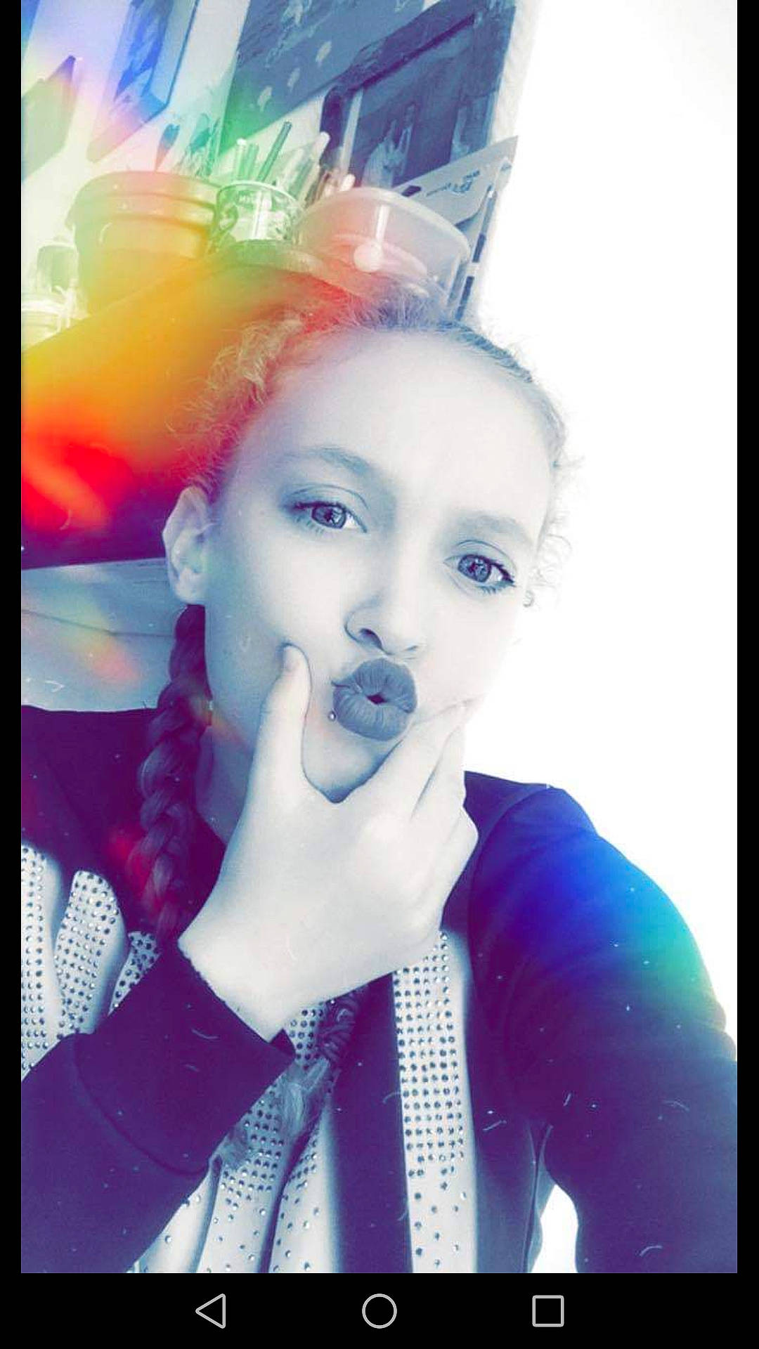 Oceane a rejoint le concours — aidez-le/la à gagner de superbes lots ! beauty, cool, face, forehead, fun, hair, head, lip, mouth, nose, person, photography, portrait, selfie, smile, style