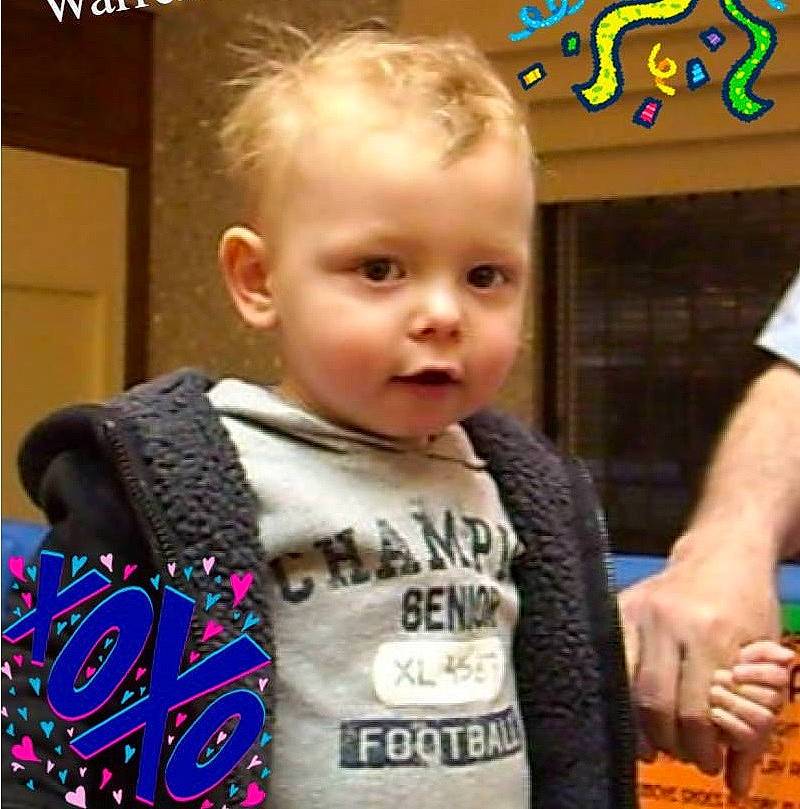 Warren is registered to the contest to win money with this photo: baby, cheek, child, cool, ear, person, photo_caption, photography, play, toddler