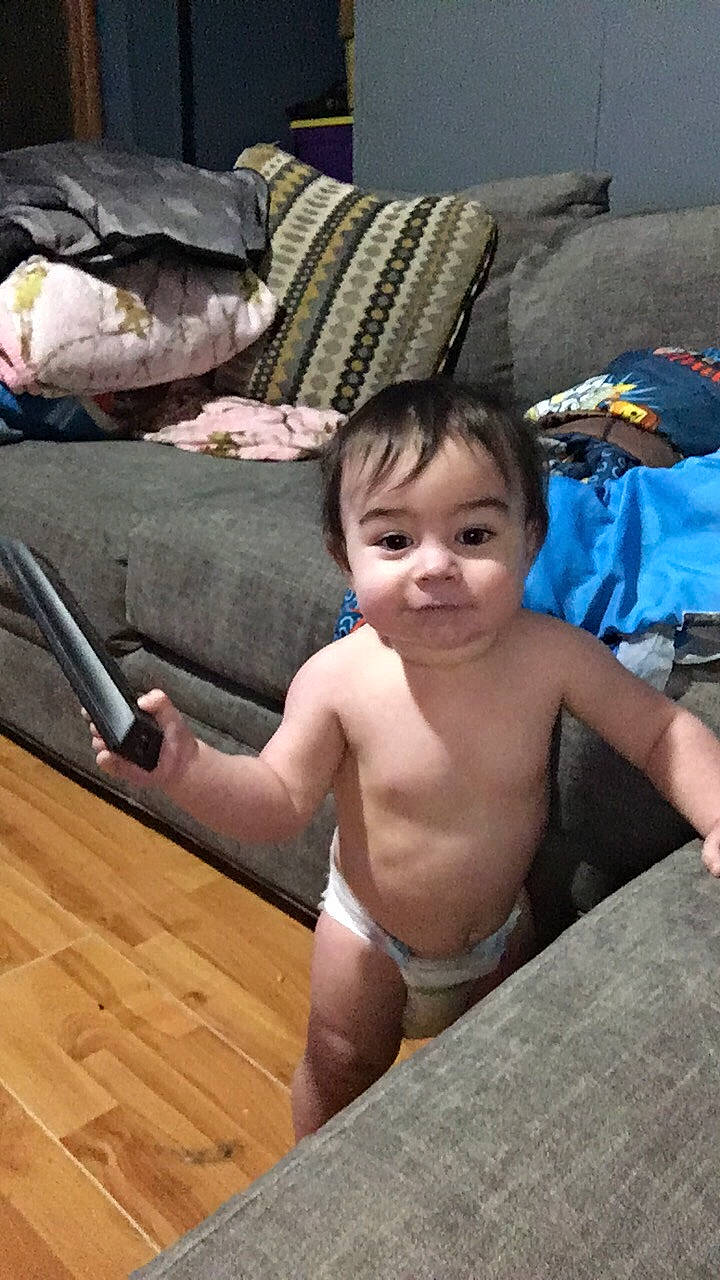 Keziah is registered to the contest to win money with this photo: child, leg, person