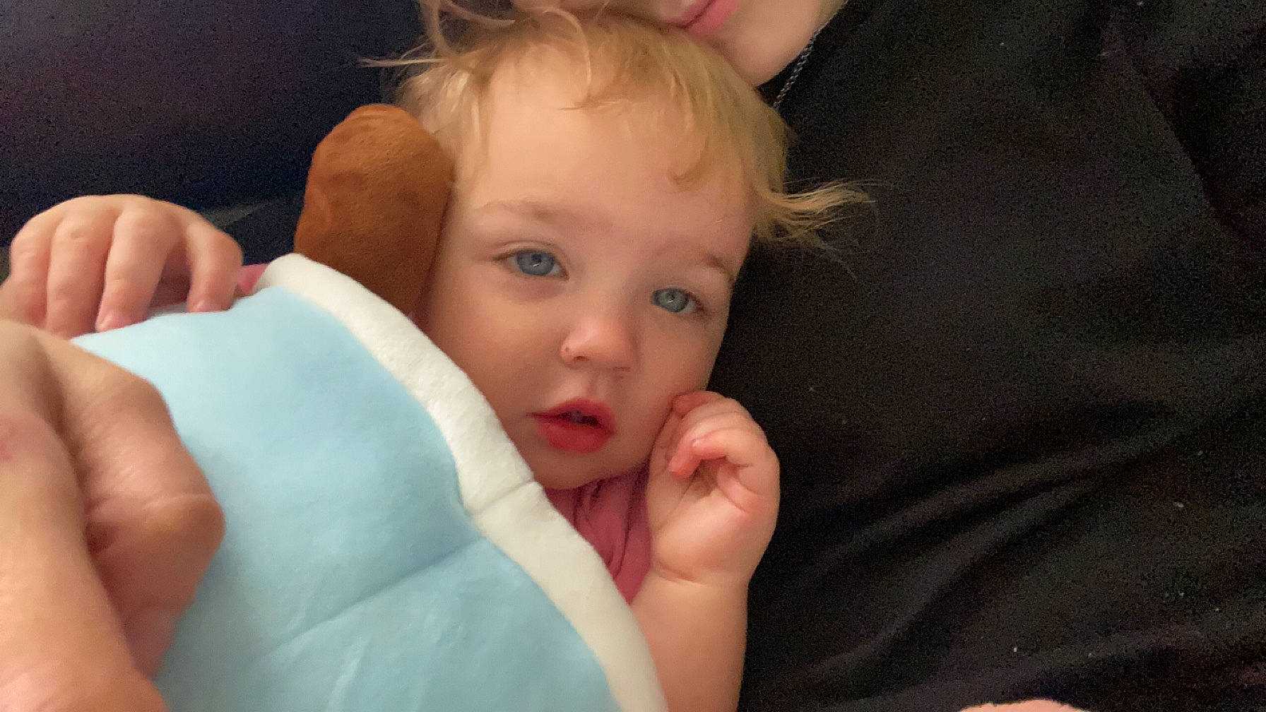 Adelyn is registered to the contest to win money with this photo: cheek, chin, comfort, ear, elbow, eyebrow, eyelash, facial_expression, finger, gesture, hand, happy, iris, joint, mouth, nail, nose, person, skin, thumb