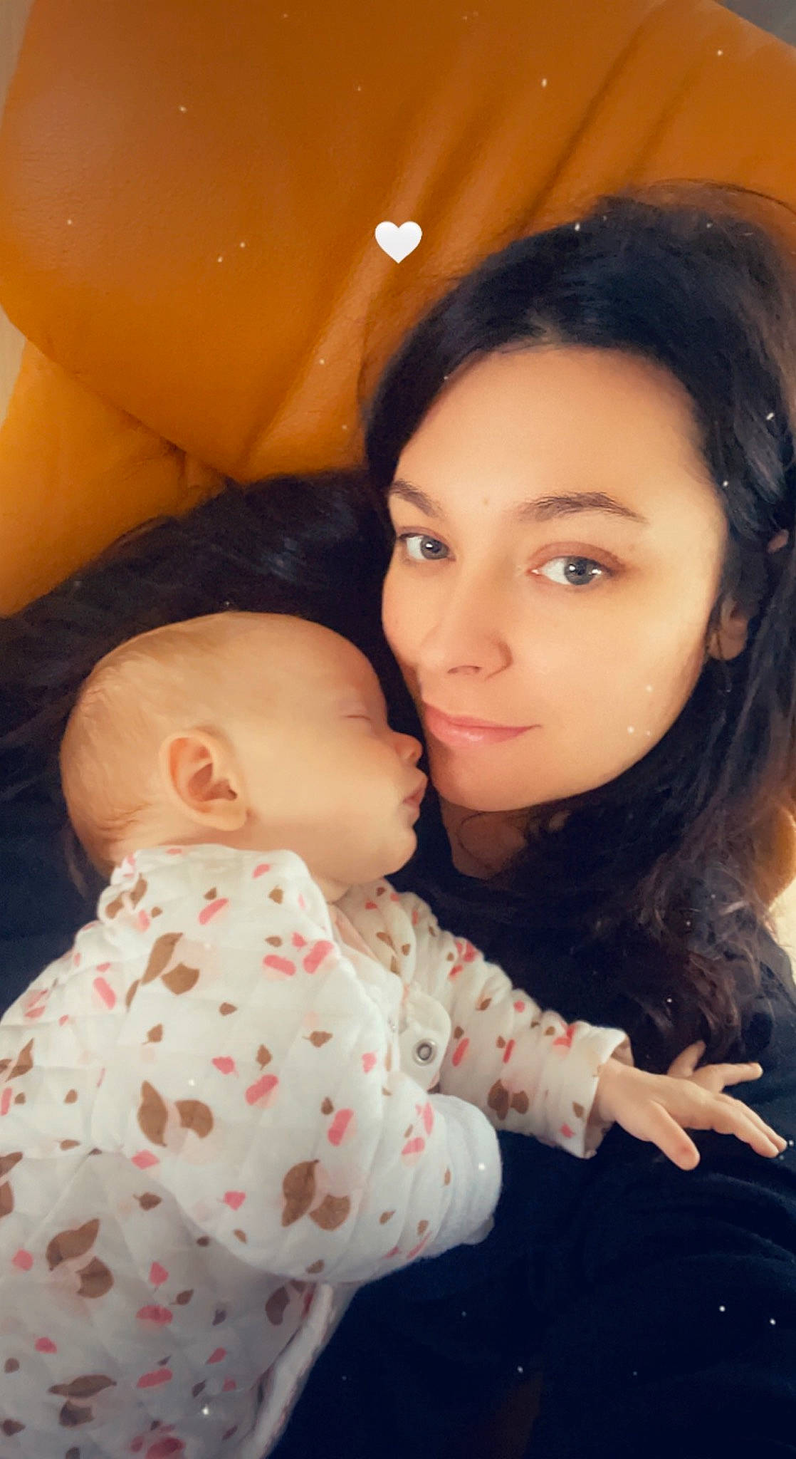 Sofia participe au concours pour gagner de l'argent avec cette photo : baby, cheek, child, chin, comfort, event, flash_photography, fun, gesture, happy, hug, iris, lip, love, mouth, nose, people_in_nature, person, portrait_photography, skin