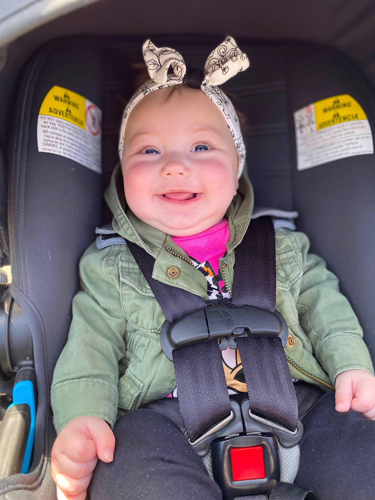 Kyra is registered to the contest to win money with this photo: auto_part, baby, baby_carriage, baby_in_car_seat, baby_products, baby_toddler_clothing, car_seat, car_seat_cover, child, comfort, family_car, fashion_accessory, fun, happy, headwear, joy, motor_vehicle, person, seat_belt, smile