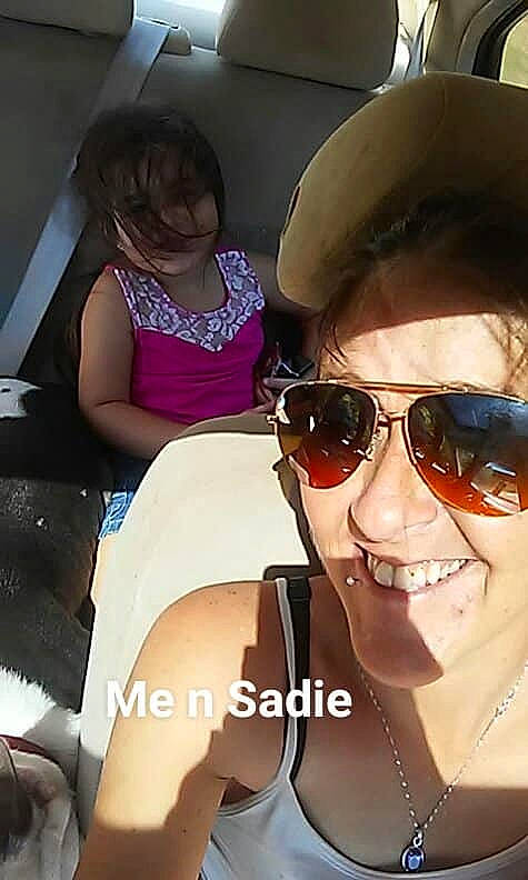 Mercedes is registered to the contest to win money with this photo: black_hair, cool, eye_glass_accessory, eyewear, fashion, fun, glasses, goggles, happy, hat, headgear, human, joy, leisure, mouth, person, selfie, smile, street_fashion, sunglasses