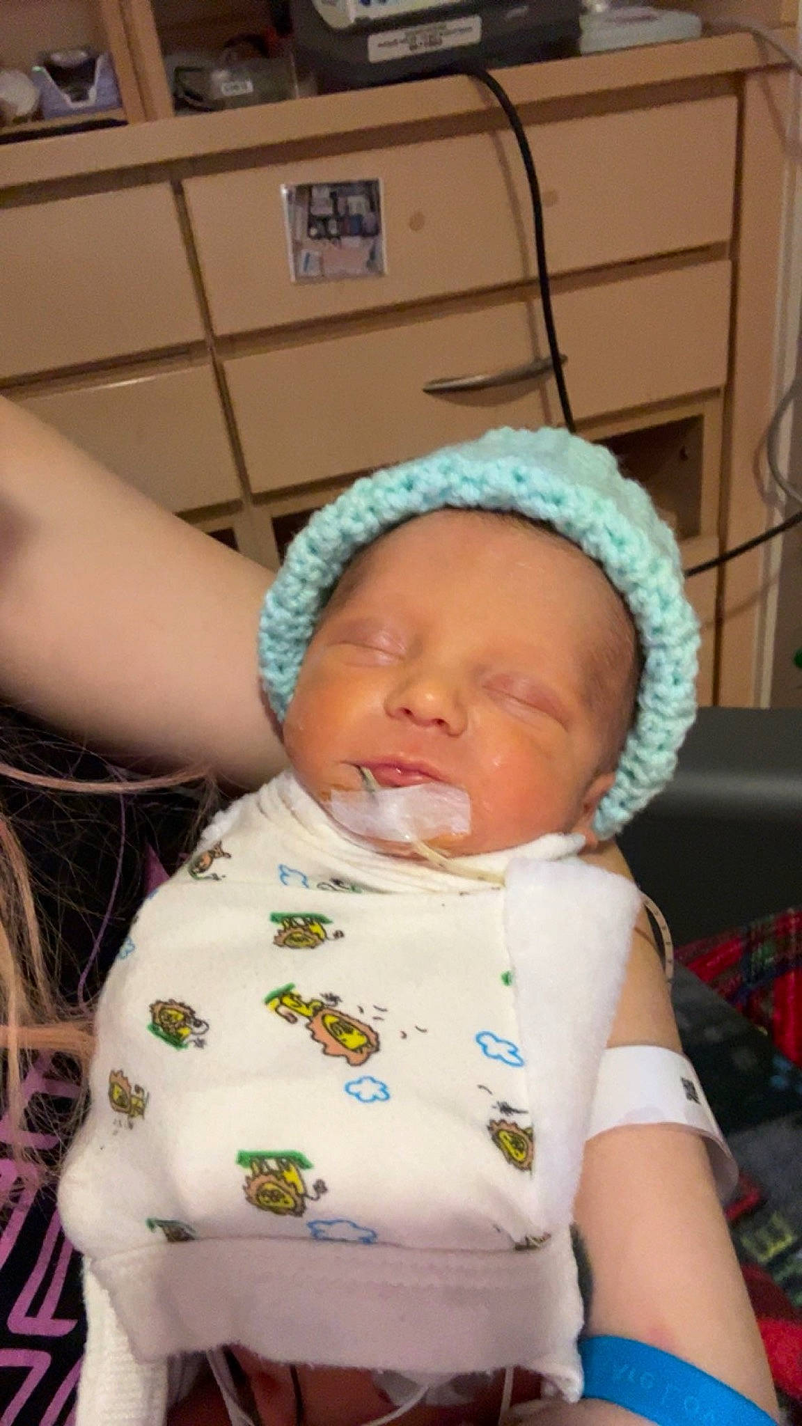 Kaizen is registered to the contest to win money with this photo: baby, baby_products, baby_sleeping, baby_toddler_clothing, cap, cheek, child, comfort, eye, eyebrow, fun, happy, iris, lip, mouth, nose, person, sitting, skin, sleeve