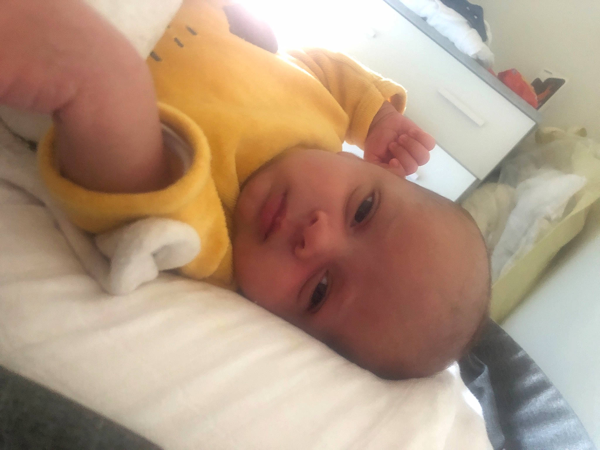 Mamadou Saliou participe au concours pour gagner de l'argent avec cette photo : abdomen, baby, baby_products, baby_safety, baby_sleeping, baby_toddler_clothing, bedtime, chest, child, comfort, finger, linens, nail, nap, person, product, room, skin, sleep, thumb