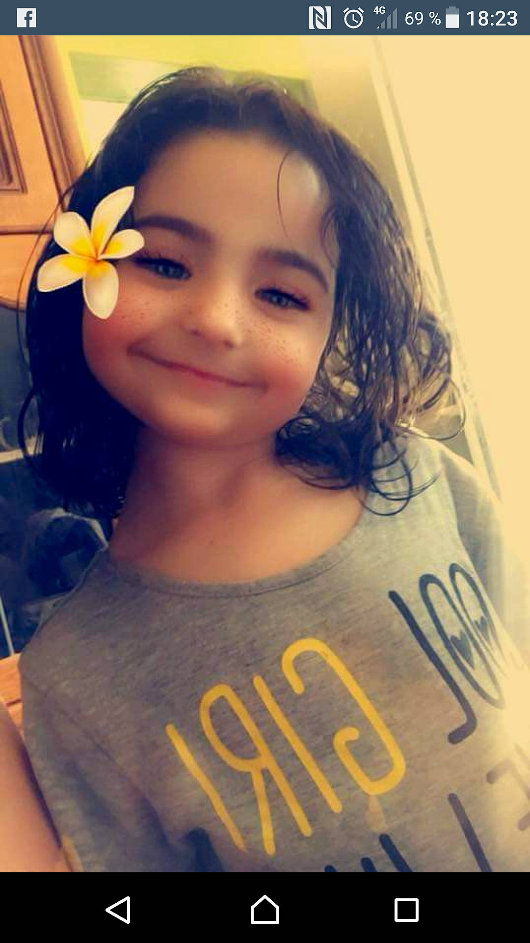 Noemie a rejoint le concours — aidez-le/la à gagner de superbes lots ! black_hair, brown_hair, cheek, child, eye, eyebrow, face, font, forehead, girl, hairstyle, happiness, head, human, joy, nose, person, photo_caption, product, selfie