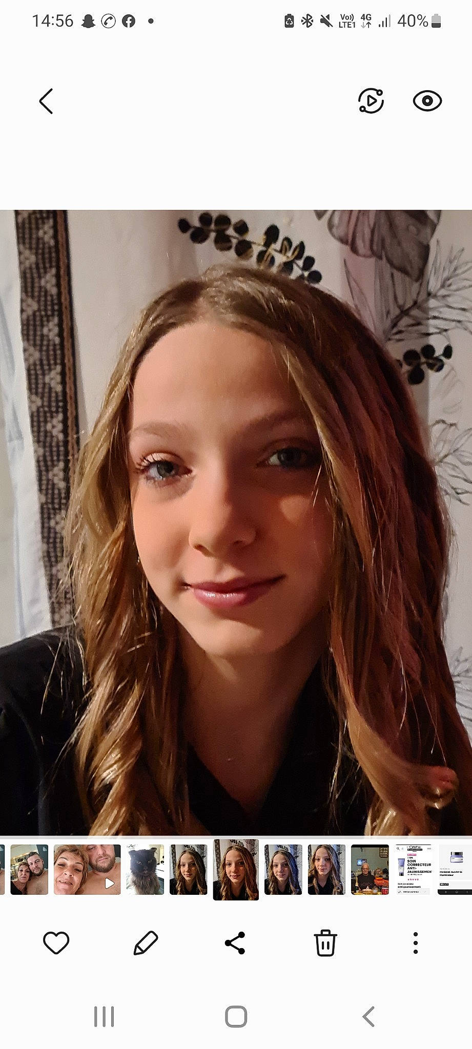 Angelina a rejoint le concours — aidez-le/la à gagner de superbes lots ! beauty, curtain, eye, eyebrow, eyelash, facial_expression, flash_photography, forehead, hair, hairstyle, happy, head, iris, jaw, joy, layered_hair, lip, long_hair, person, photograph