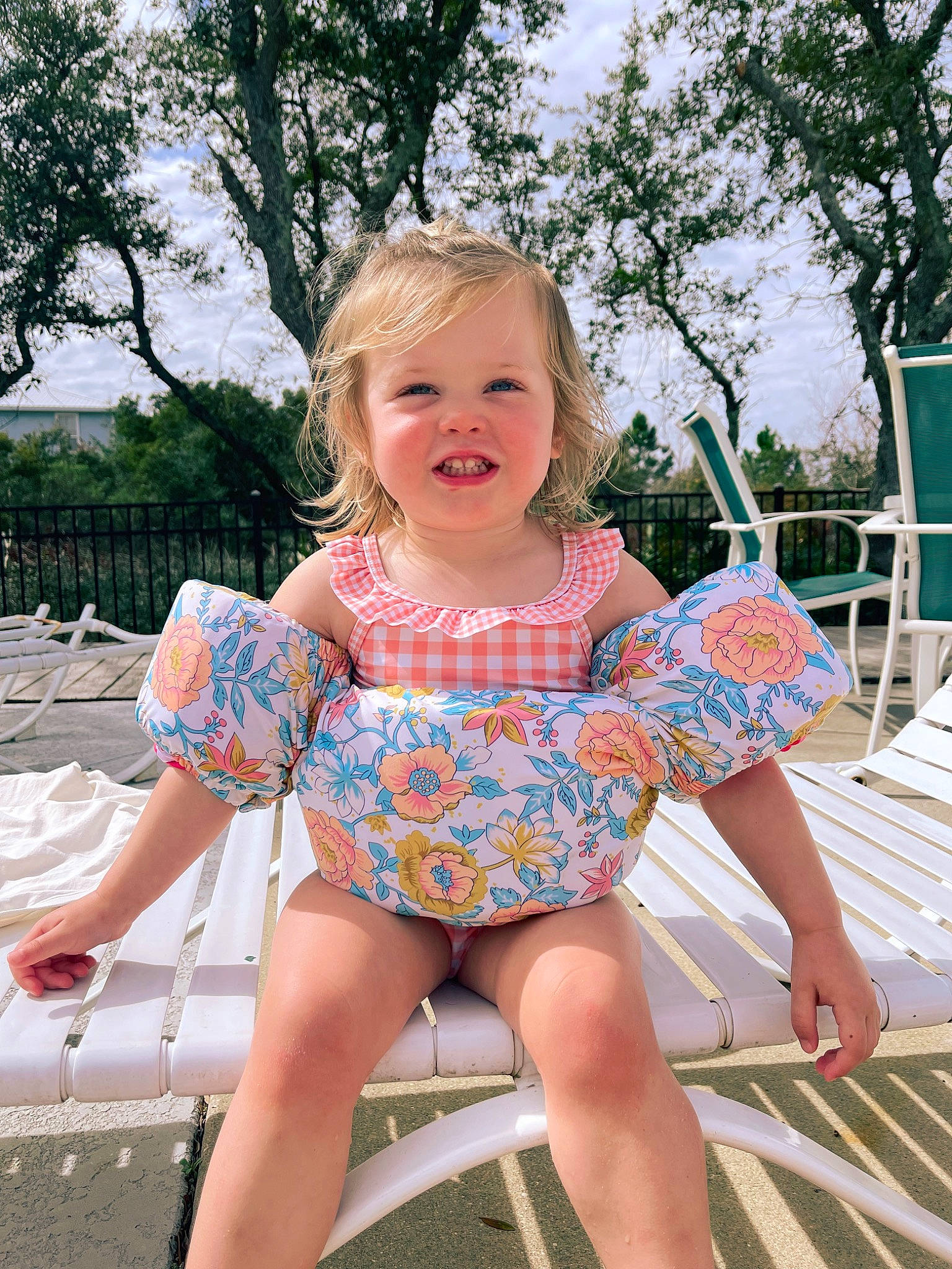 Hadlee is registered to the contest to win money with this photo: baby_toddler_clothing, beauty, blond, foot, fun, grass, happy, human_leg, leg, leisure, pattern, person, pink, plant, sitting, skin, sky, smile, thigh, toddler