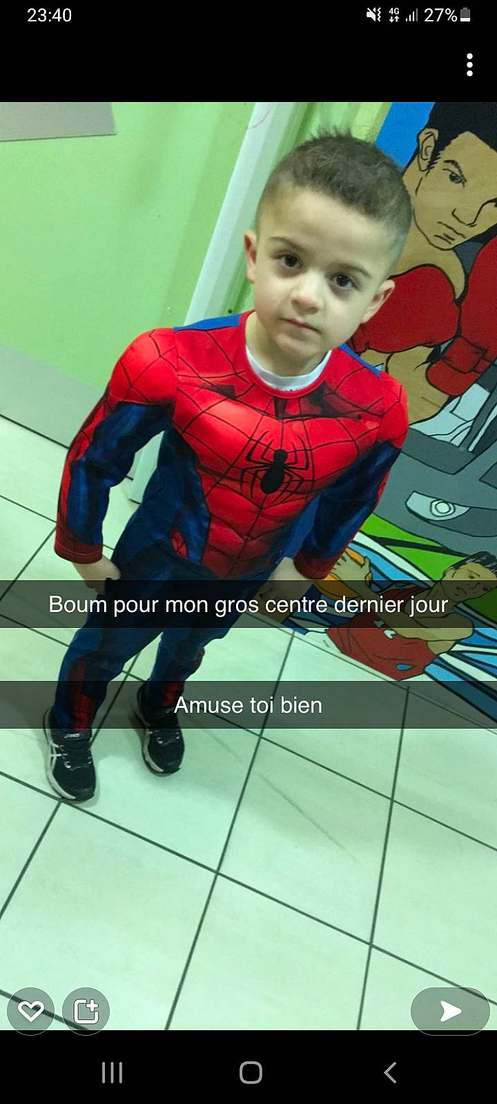 Adriano a rejoint le concours — aidez-le/la à gagner de superbes lots ! animation, chair, child, electric_blue, fictional_character, flooring, font, fun, hero, illustration, jersey, justice_league, pattern, person, personal_protective_equipment, photo_caption, recreation, sleeve, spider_man, sportswear