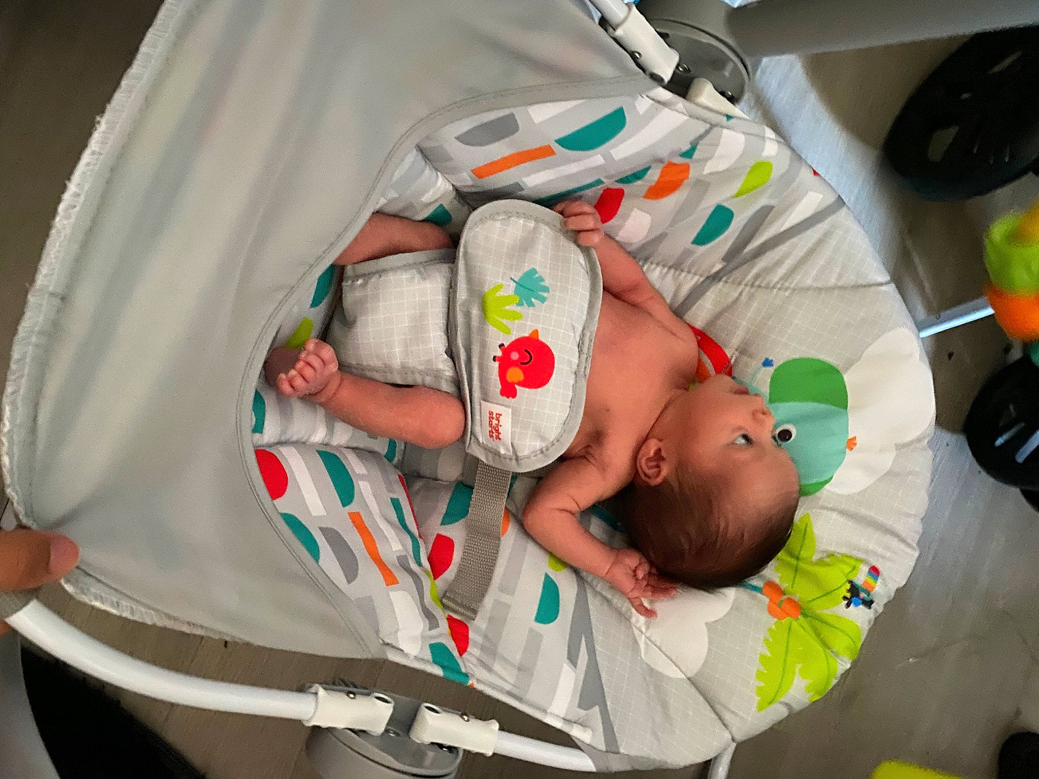 Elias is registered to the contest to win money with this photo: baby, baby_products, baby_safety, baby_sleeping, baby_toddler_clothing, child, comfort, event, health_care, hospital, infant_bed, linens, person, room, service, toddler