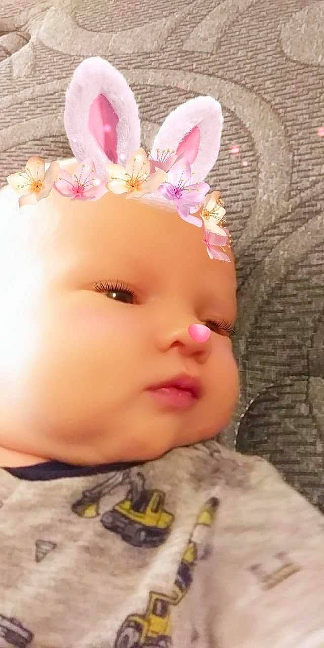 Samual is registered to the contest to win money with this photo: camouflage, cheek, chin, clothing, ear, eye, eyebrow, eyelash, face, facial_expression, forehead, head, human_body, lip, military_camouflage, neck, nose, person, plant, skin