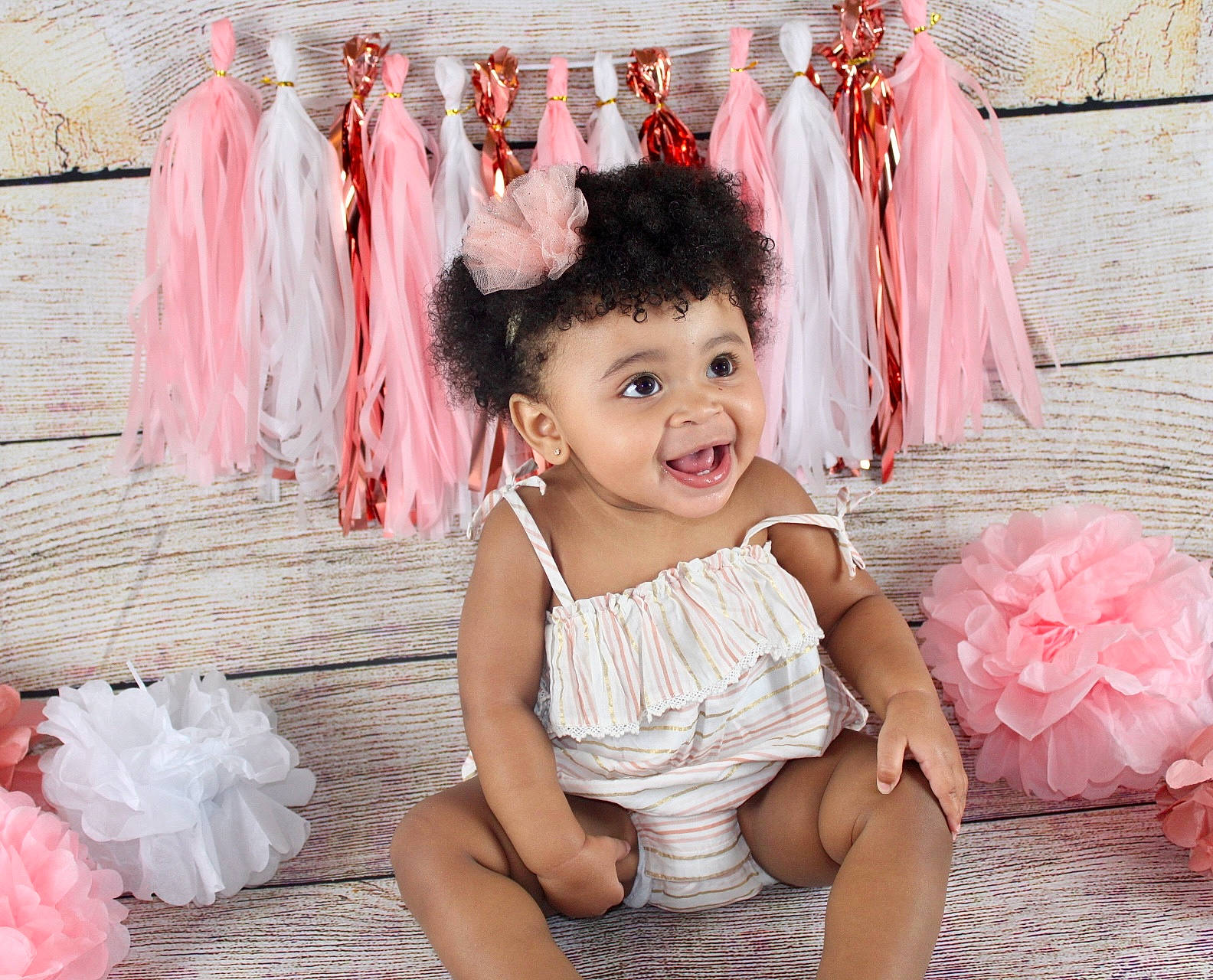 Stella is registered to the contest to win money with this photo: baby_toddler_clothing, beauty, child, dress, embellishment, event, fashion, fashion_design, flash_photography, flower, fun, happy, human, magenta, person, photograph, pink, smile, textile, toddler