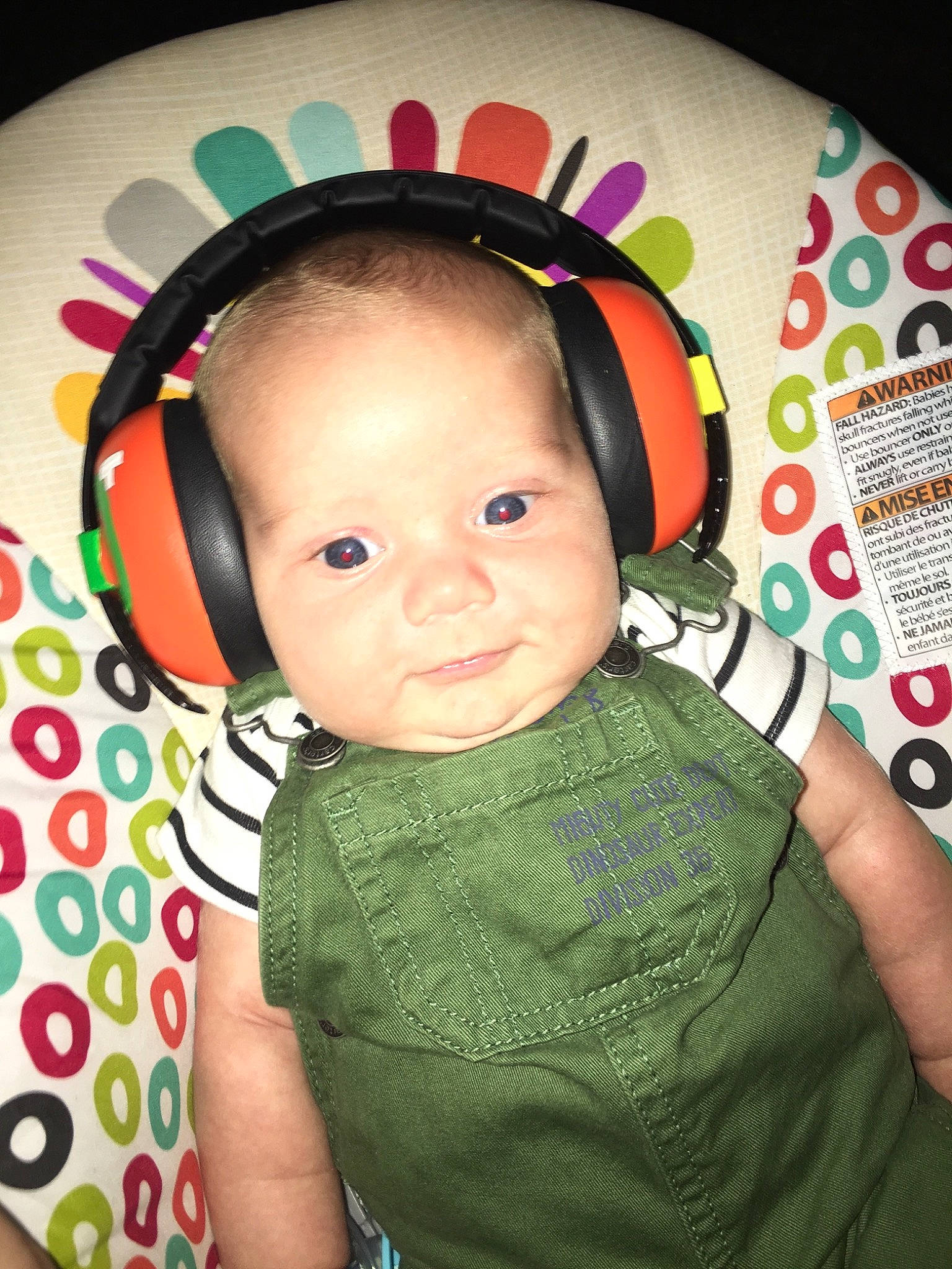 Kingsten is registered to the contest to win money with this photo: audio_equipment, baby, cheek, child, cool, ear, electronic_device, fun, gadget, hair_accessory, head, headband, headgear, headphones, person, photography, smile, technology, toddler