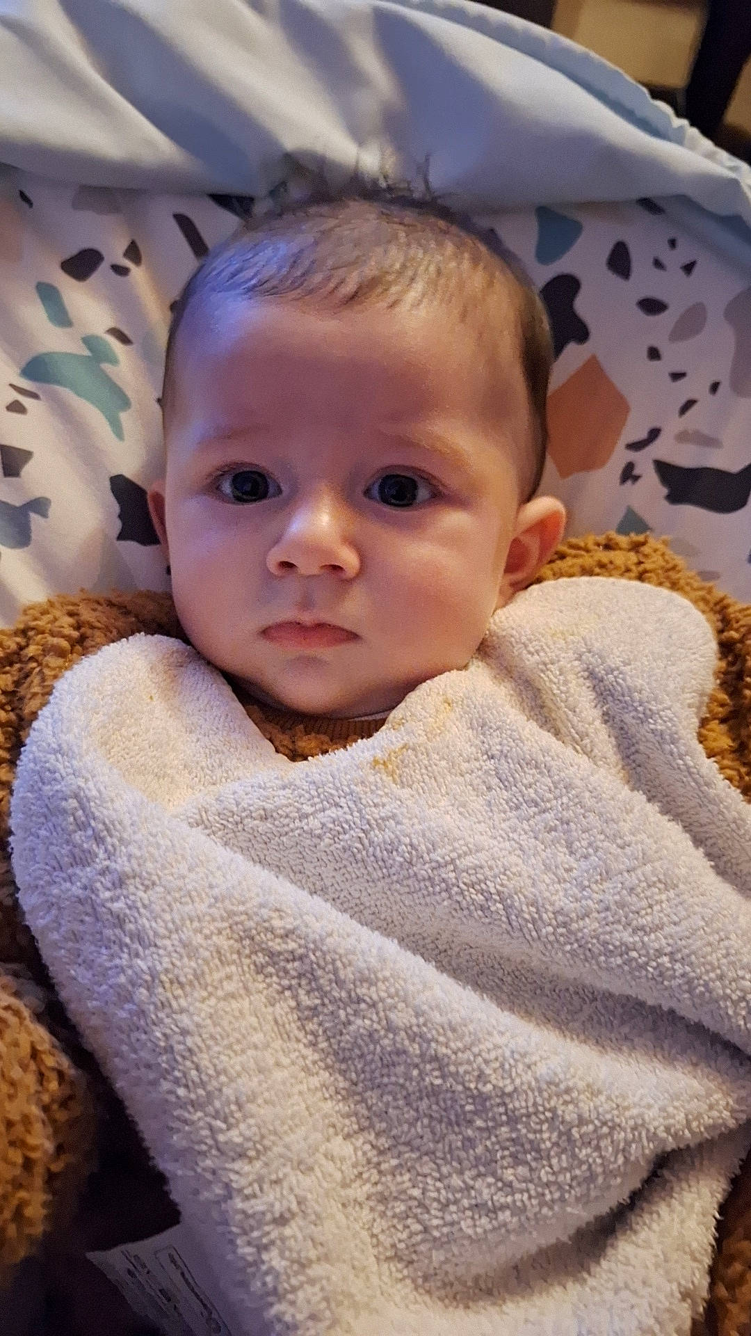 Lylian participe au concours pour gagner de l'argent avec cette photo : baby, baby_toddler_clothing, cheek, child, chin, close_up, comfort, eye, eyebrow, eyelash, face, happy, iris, linens, lip, nose, person, skin, sleeve, textile