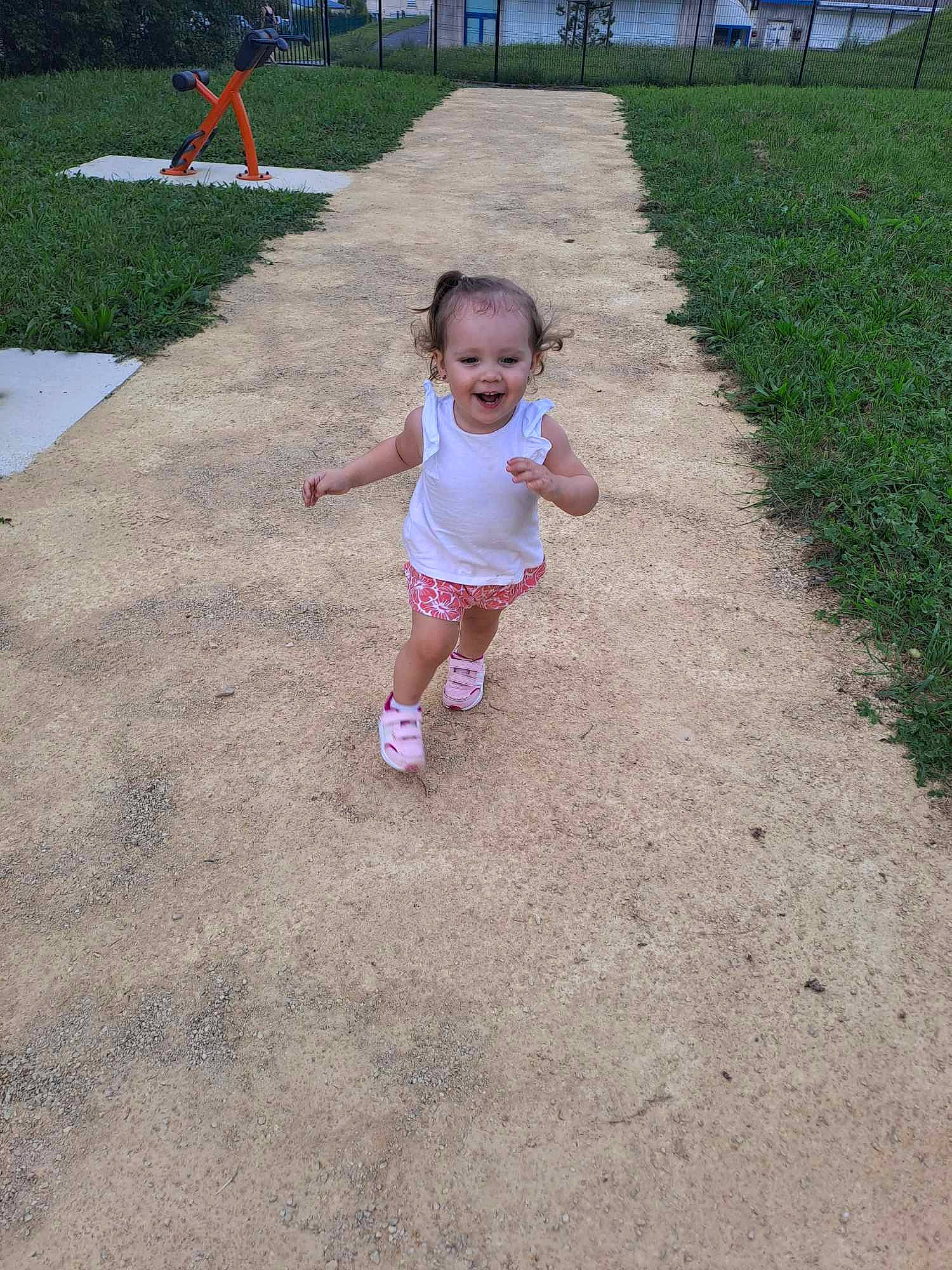 Allyson participe au concours pour gagner de l'argent avec cette photo : asphalt, baby, baby_toddler_clothing, city, concrete, fun, grass, infrastructure, landscape, lawn, leisure, person, plant, public_space, recreation, road, road_surface, sidewalk, smile, toddler