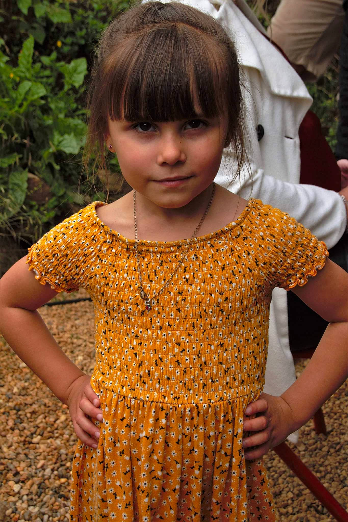 Kenzy a rejoint le concours — aidez-le/la à gagner de superbes lots ! baby_toddler_clothing, bangs, beauty, child, embellishment, eyelash, facial_expression, fashion, fawn, grass, hairstyle, happy, organ, people, person, pink, shoulder, skin, sleeve, summer