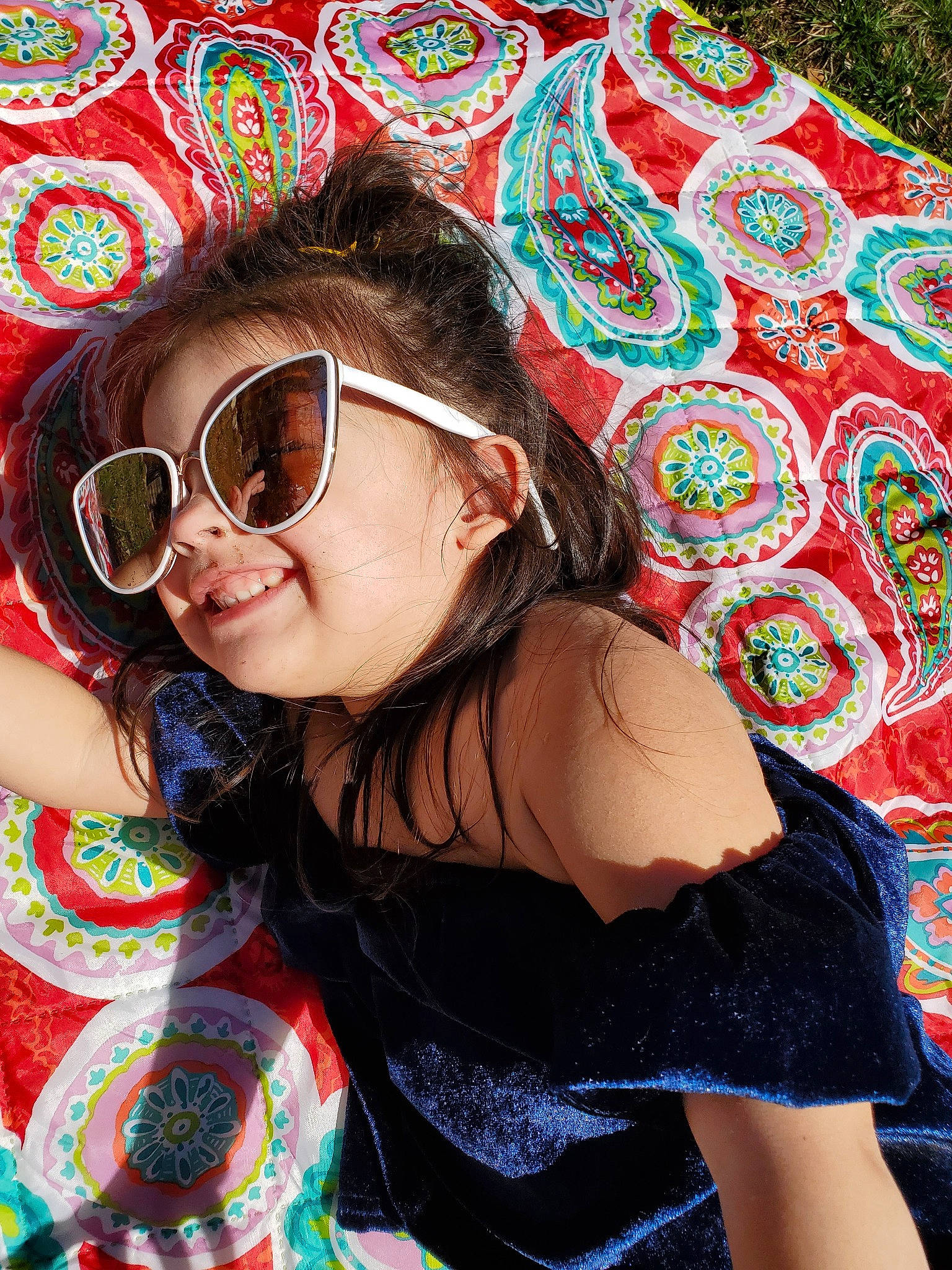 Caralena joined the competition — help win amazing prizes! beauty, black_hair, brown_hair, cool, eyewear, glasses, grass, hair, happy, lip, long_hair, pattern, person, photo_shoot, photography, plant, smile, summer, sunglasses, textile