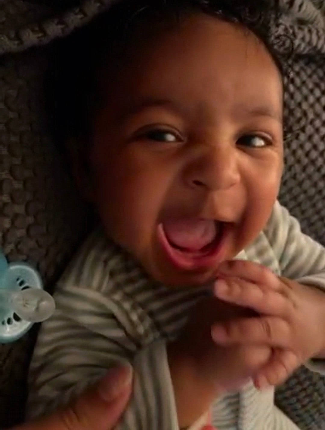 Kaysen is registered to the contest to win money with this photo: baby, cheek, chin, ear, eyebrow, finger, forehead, gesture, hand, happy, iris, lip, mammal, mouth, neck, nose, organ, person, skin, smile