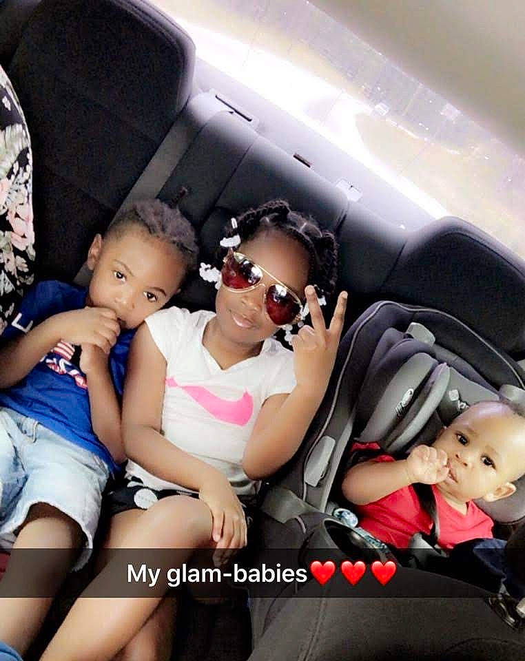 Jasmin is registered to the contest to win money with this photo: auto_part, baby, baby_in_car_seat, birth, black_hair, car, car_seat, child, daughter, family_car, fun, lap, leg, luxury_vehicle, mother, person, seat_belt, sitting, thigh, toddler