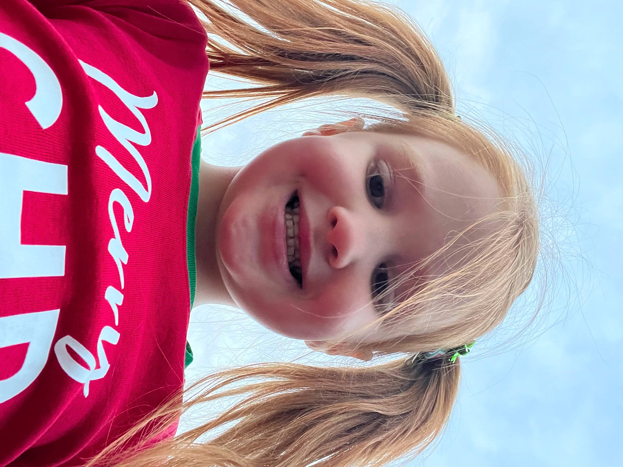 Cheyenne is registered to the contest to win money with this photo: blond, brown_hair, carbonated_soft_drinks, carmine, cheek, close_up, electric_blue, eye, eyelash, fashion_accessory, flash_photography, fun, happy, joy, layered_hair, lip, magenta, person, plant, skin