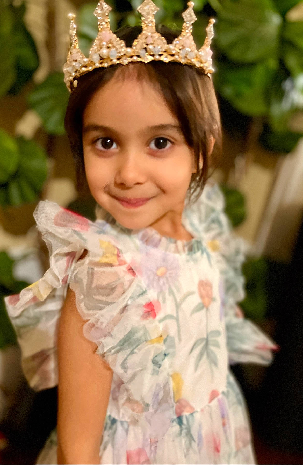 Kalila is registered to the contest to win money with this photo: beauty, dress, eye, face, grass, hair, happy, head, headband, headgear, headpiece, iris, joy, people_in_nature, person, pink, plant, skin, sleeve, smile