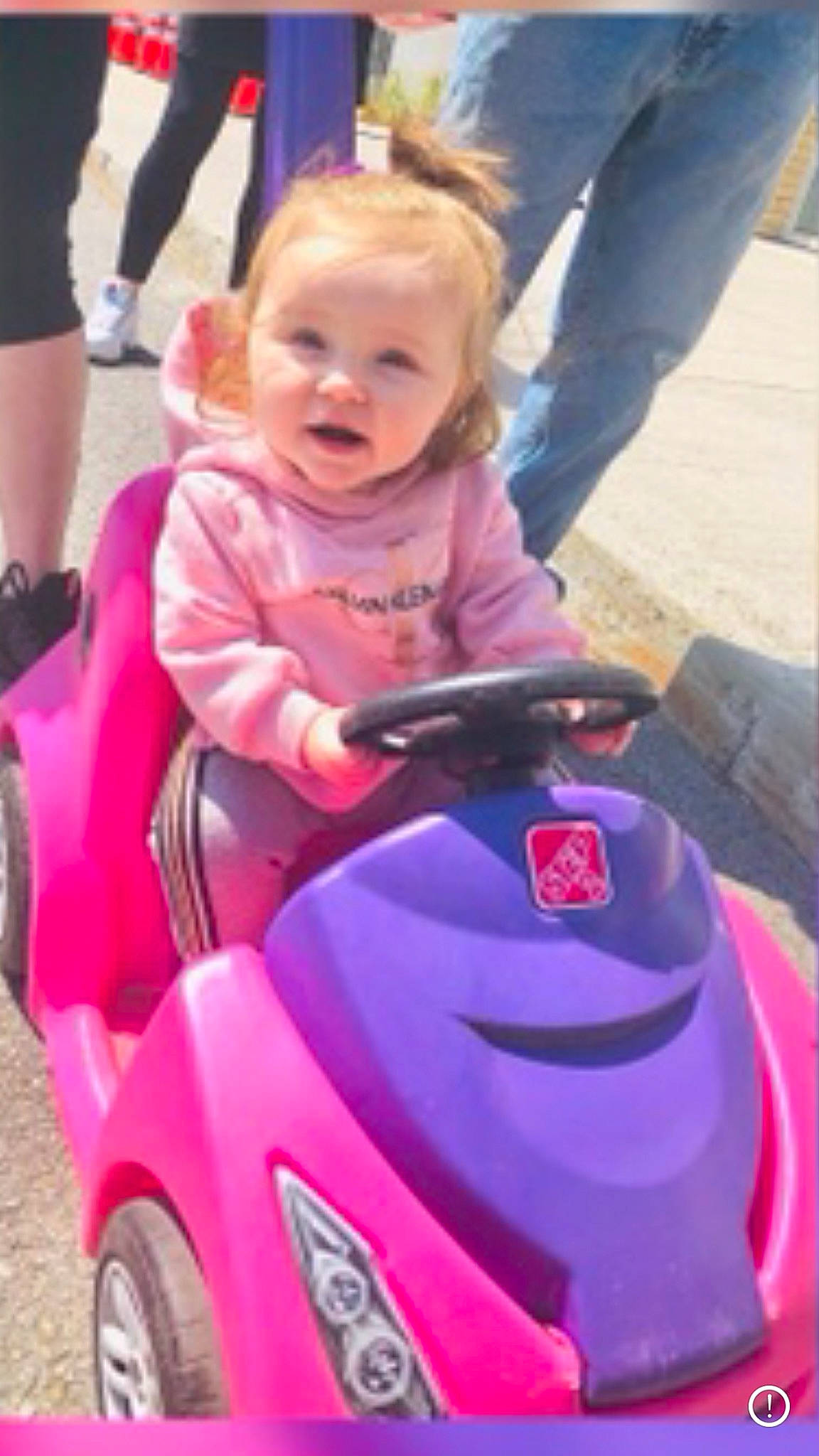 Alycia participe au concours pour gagner de l'argent avec cette photo : automotive_tire, baby_carriage, fender, fun, happy, head, motor_vehicle, person, photograph, pink, product, public_space, purple, red, riding_toy, shoe, smile, tire, toddler, vehicle