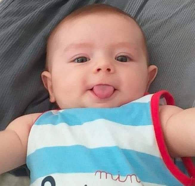 Maylone a rejoint le concours — aidez-le/la à gagner de superbes lots ! baby, baby_making_funny_faces, beauty, cheek, child, chin, close_up, eye, eyebrow, face, facial_expression, forehead, head, iris, lip, mouth, nose, person, skin, smile