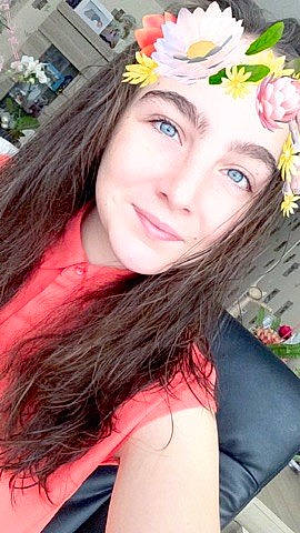 Justine participe au concours pour gagner de l'argent avec cette photo : anime, beauty, black_hair, blond, brown_hair, clothing, cosplay, costume, girl, hair, hairstyle, lady, long_hair, model, mouth, photo_shoot