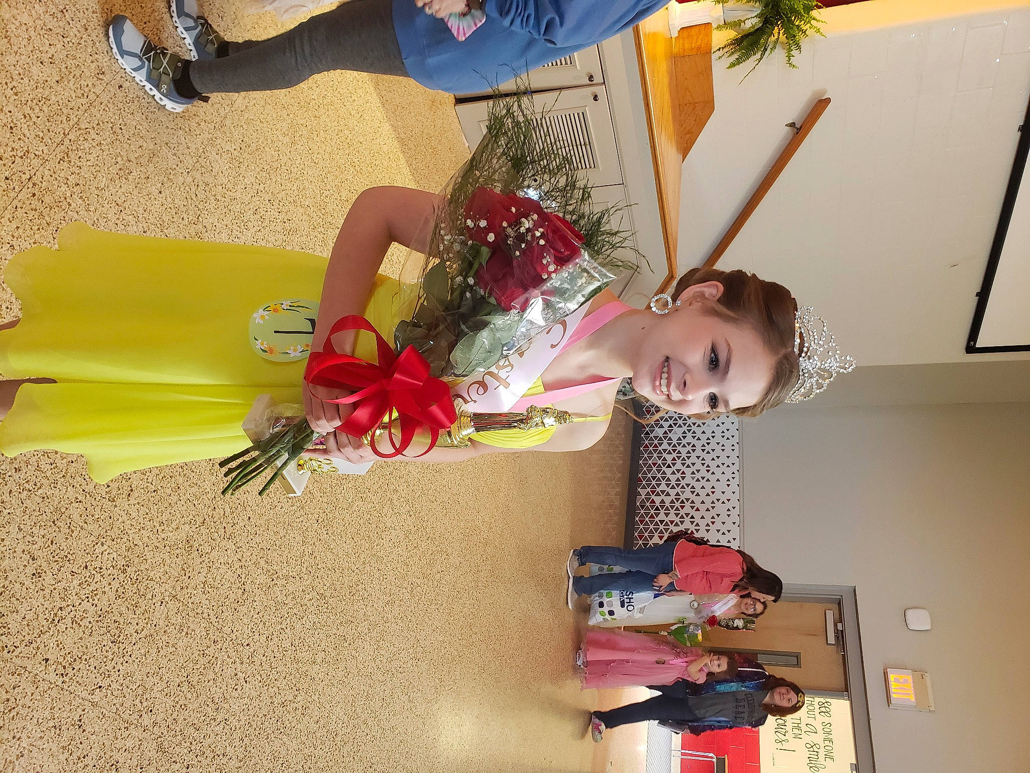 Emily joined the competition — help win amazing prizes! cut_flowers, event, floral_design, floristry, flower, flower_arranging, fun, happy, headwear, human_leg, joy, landscape, leisure, person, plant, room, visual_arts