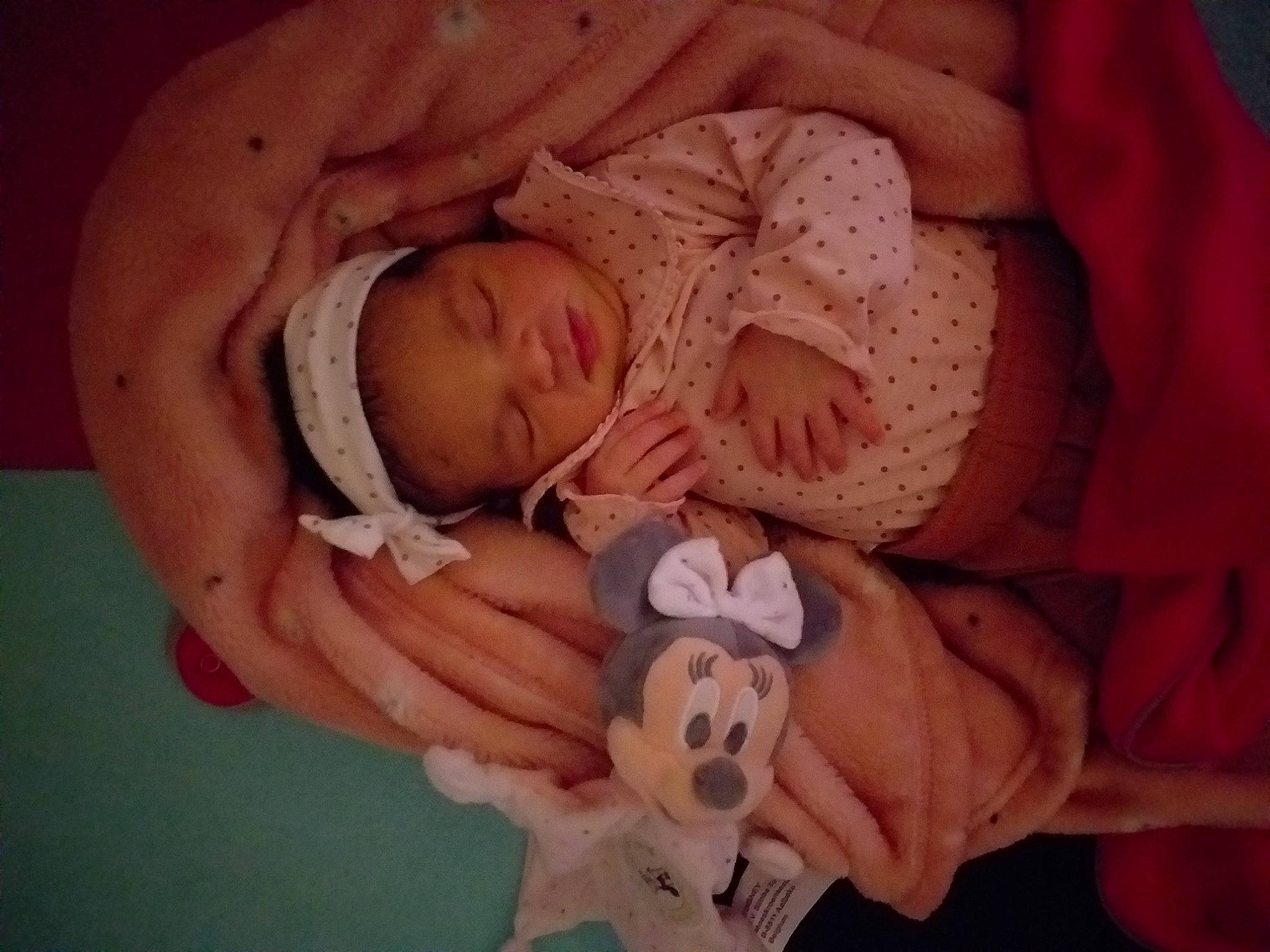 Talya participe au concours pour gagner de l'argent avec cette photo : abdomen, baby, baby_products, baby_sleeping, baby_toddler_clothing, bedtime, cheek, child, comfort, headgear, iris, linens, nap, organ, person, pink, room, skin, stuffed_toy, toddler