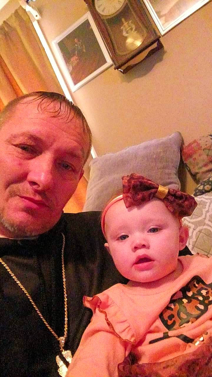 Jamie joined the competition — help win amazing prizes! cheek, chin, ear, eyebrow, eyewear, face, facial_expression, forehead, glasses, hair, hairstyle, happy, head, iris, lip, mouth, nose, person, picture_frame, skin