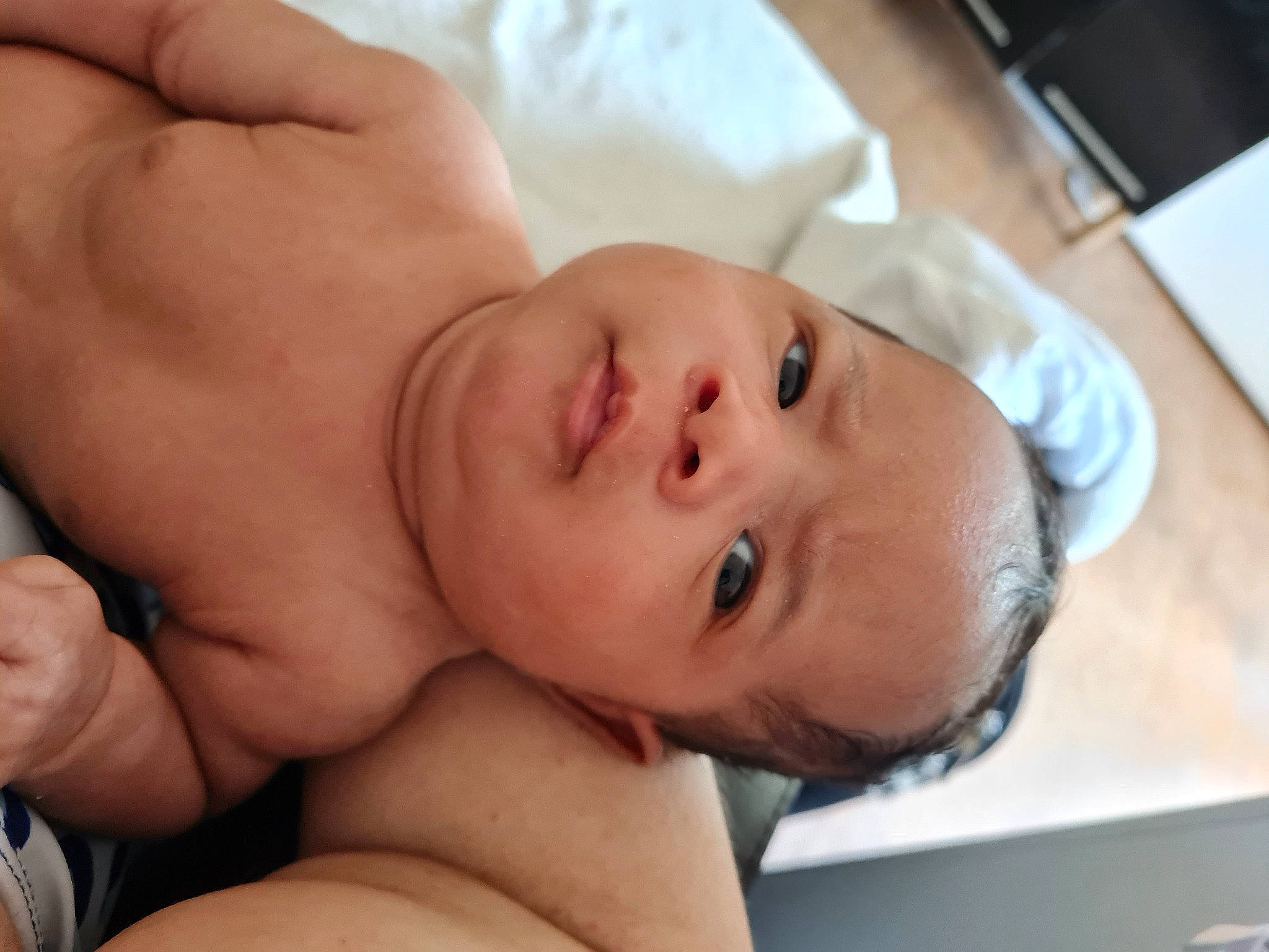 Neyla participe au concours pour gagner de l'argent avec cette photo : abdomen, baby, baby_products, cheek, chest, child, childbirth, comfort, eye, eyebrow, eyelash, finger, mouth, nail, neck, nose, person, skin, sleep, thumb