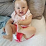 Elhya a rejoint le concours — aidez-le/la à gagner de superbes lots ! baby, blanket, child, clothing, comfort, cute, diaper, expression, face, foot, hand, happy, head, indoor, infant, person, pillow, sitting, skin, smiling
