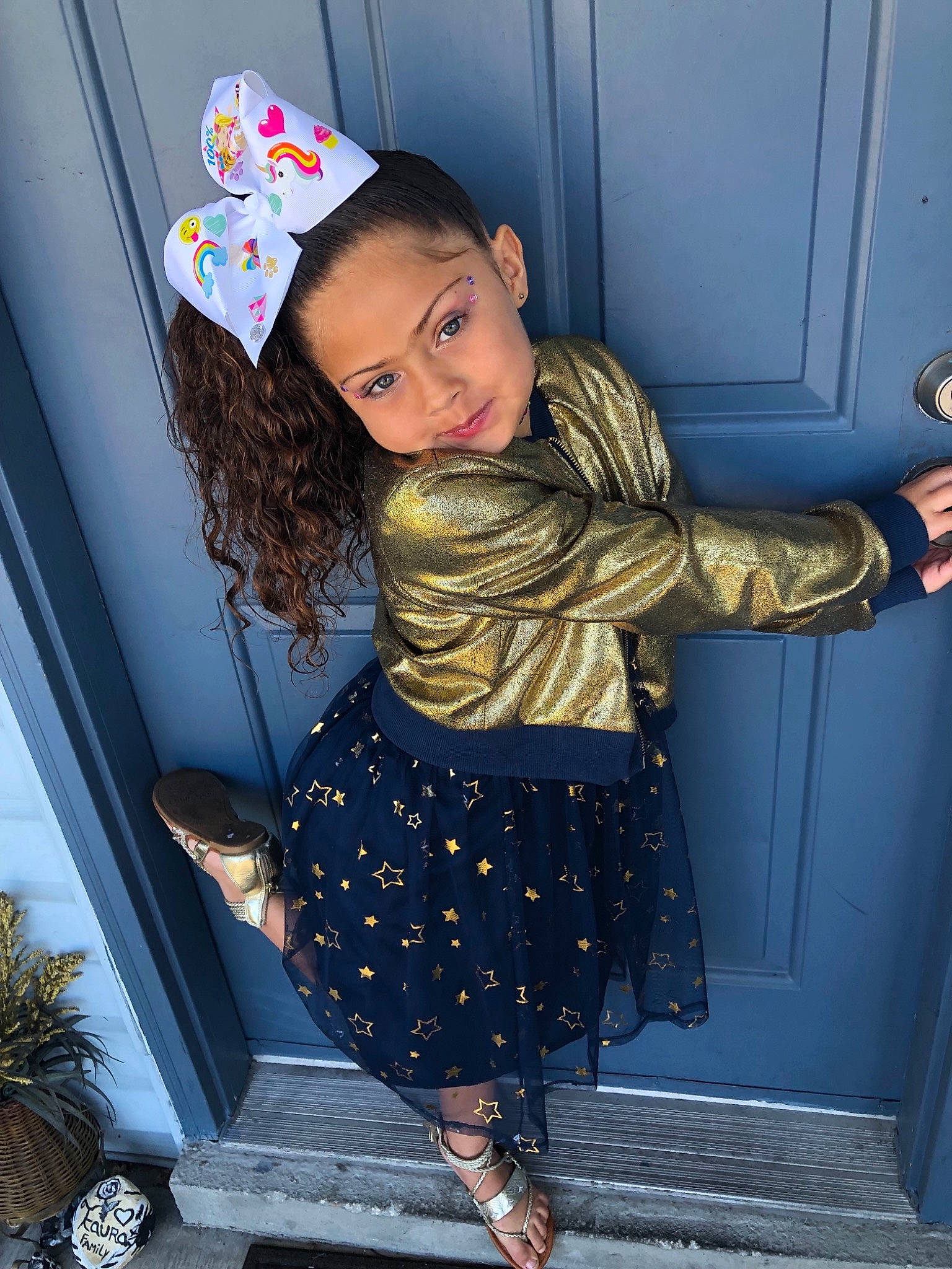 Kaitlyn is registered to the contest to win money with this photo: child, child_model, clothing, costume, fashion, fashion_accessory, leg, long_hair, person, photography, style, toddler