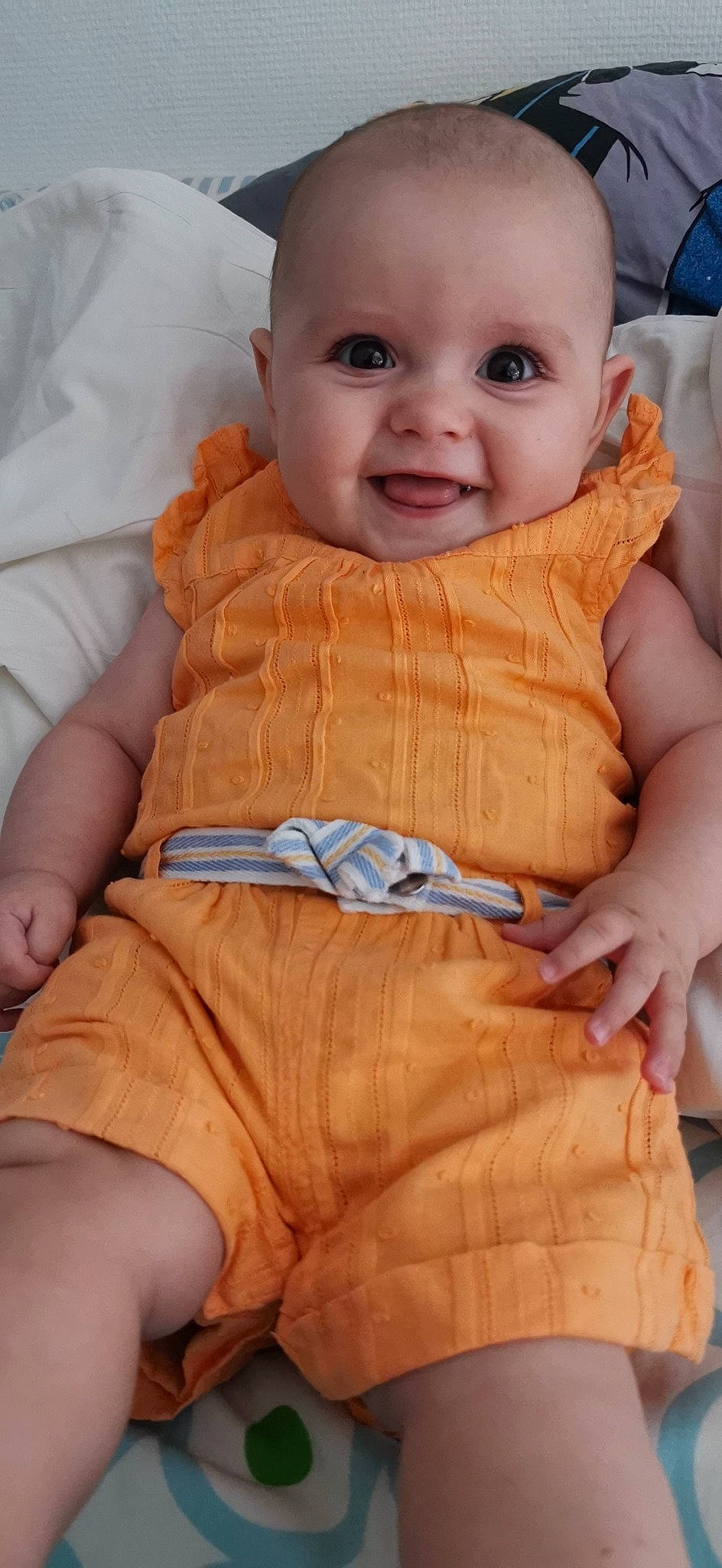 Ohanna participe au concours pour gagner de l'argent avec cette photo : baby, cheek, child, person, skin, toddler