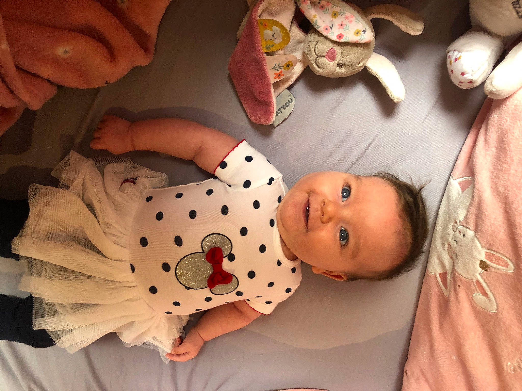 Olivia a rejoint le concours — aidez-le/la à gagner de superbes lots ! baby, child, joy, person, polka_dot, toddler